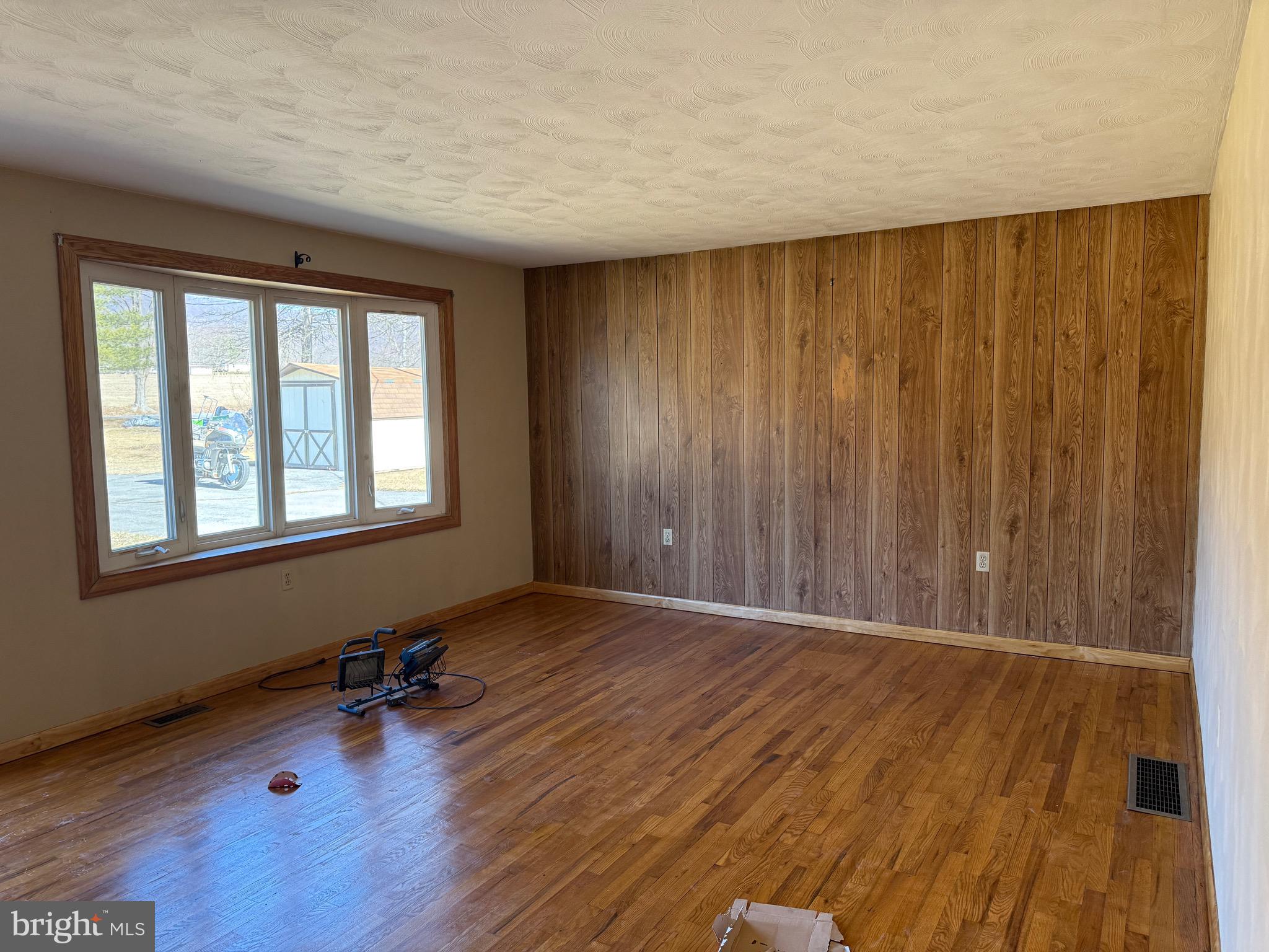 AMBERSON VALLEY - Residential