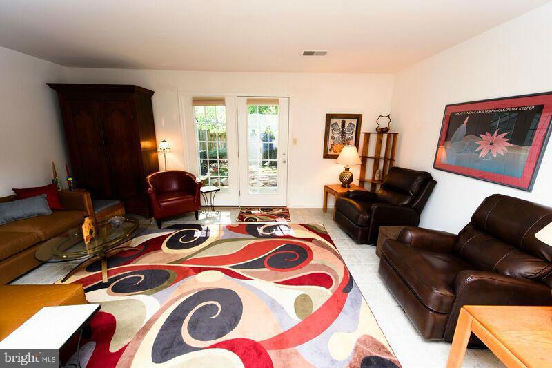 GREENWOOD FARM - Residential