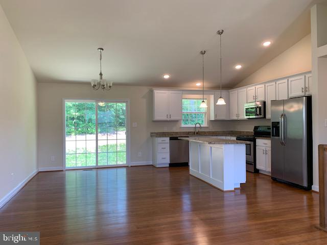 DABNEY WOODS - Residential Lease