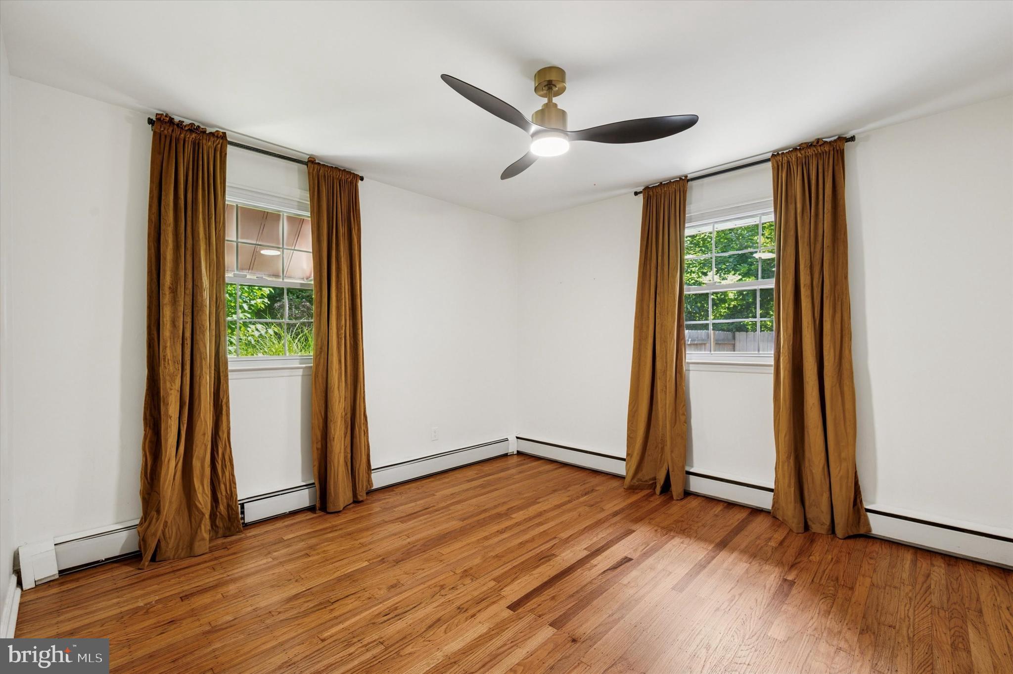 ROSE TREE WOODS - Residential