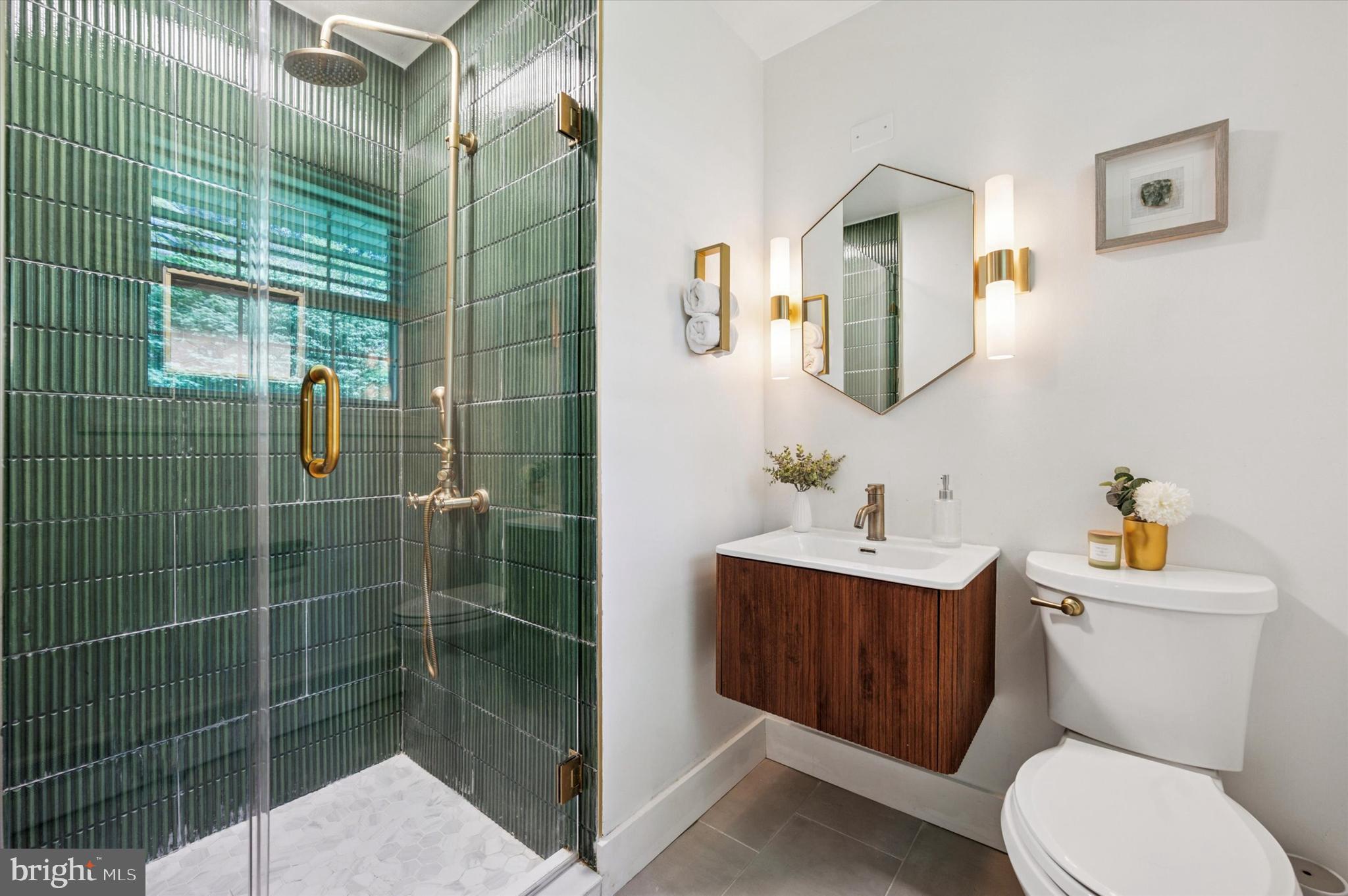 ROSE TREE WOODS - Residential