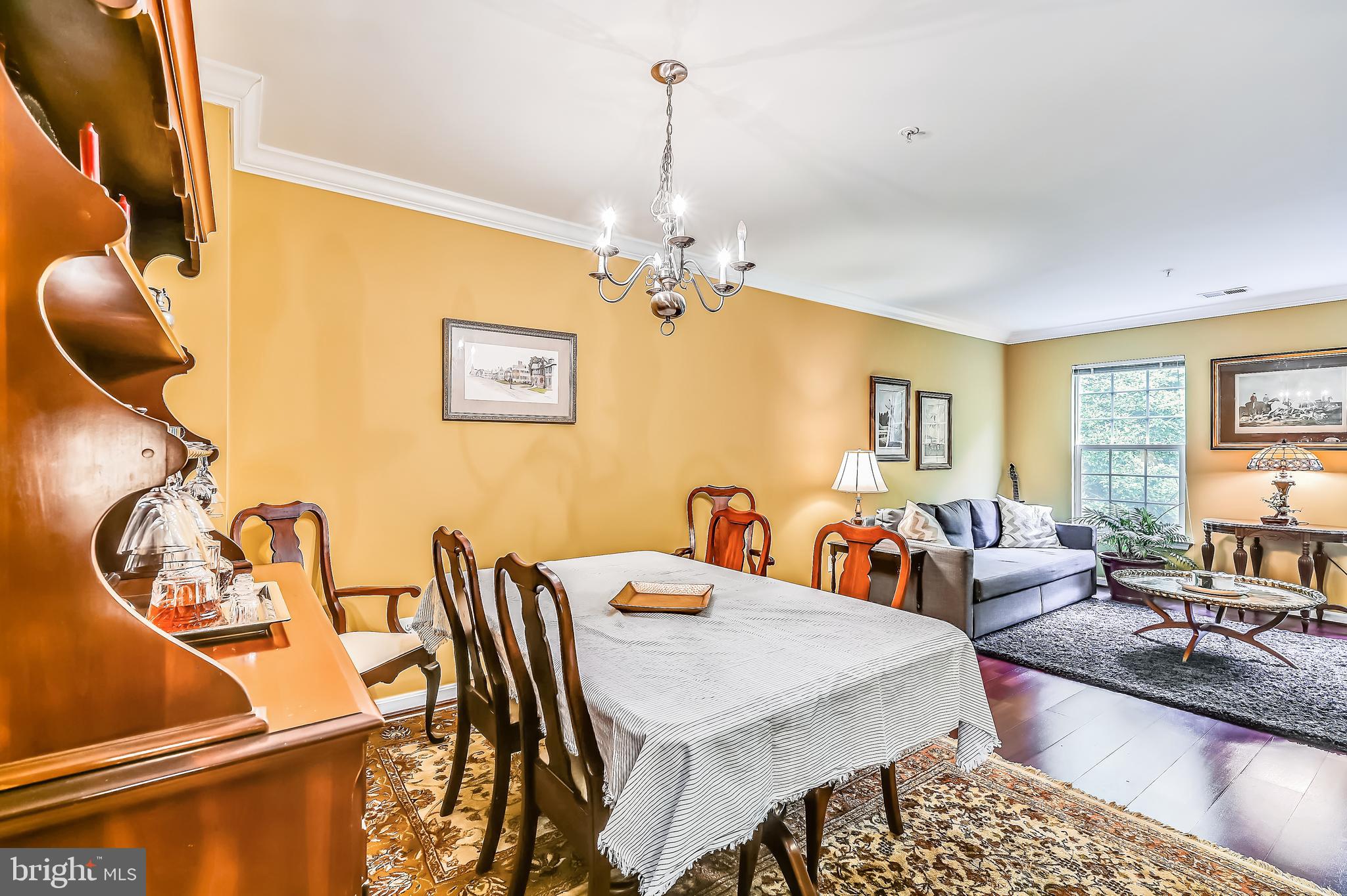 THE HIDEAWAY AT OLD ADMIRAL - Residential