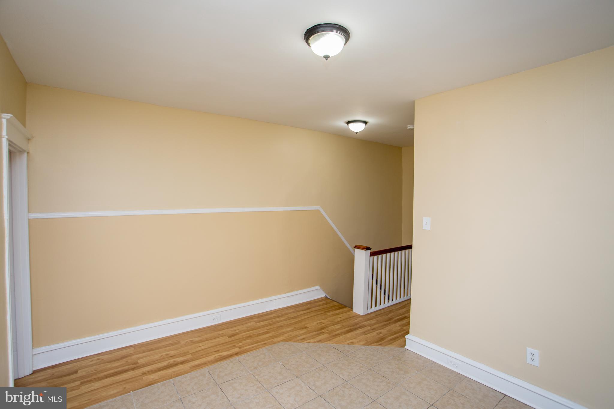 WEST OAK LANE - Residential Income