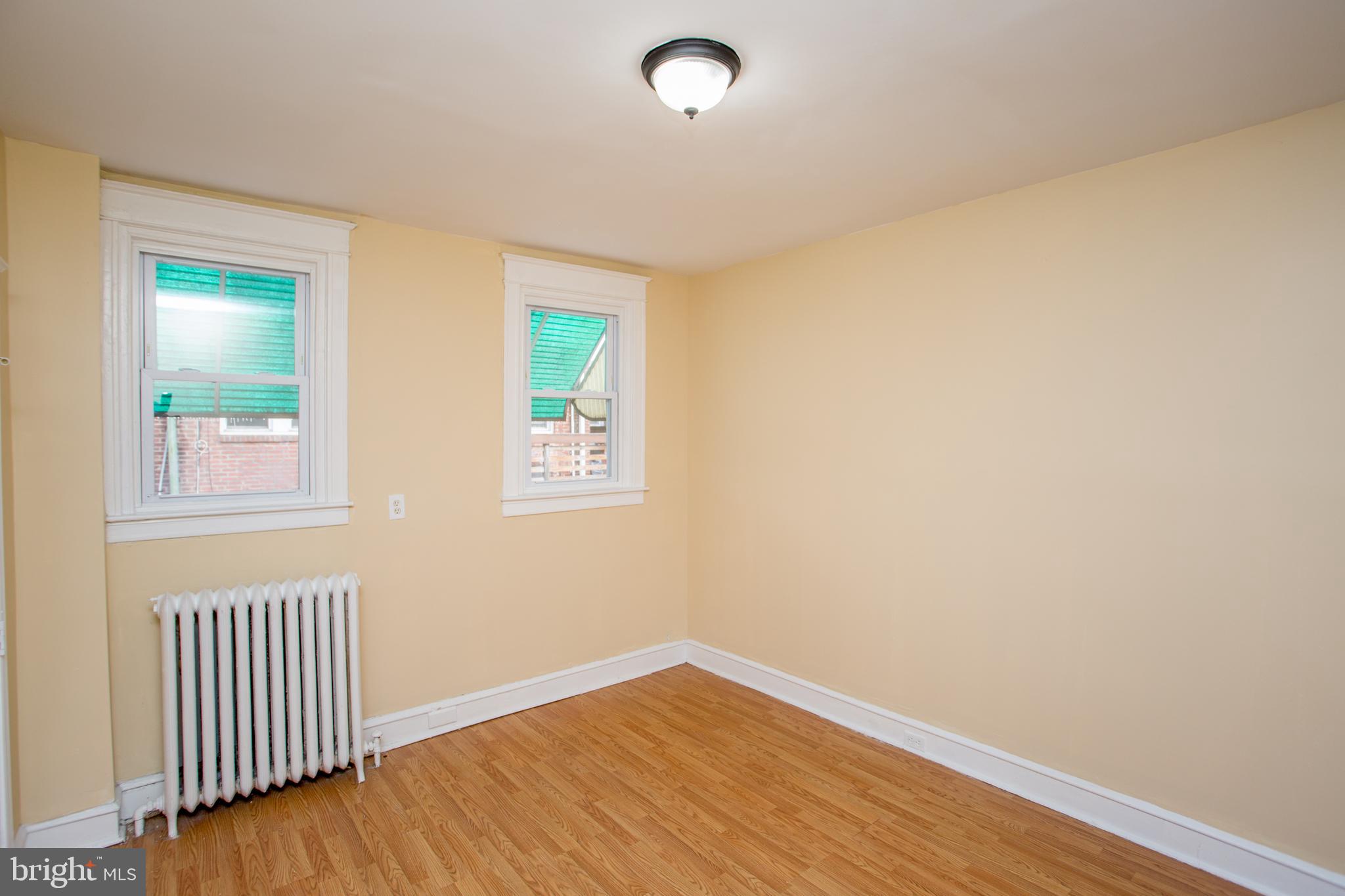 WEST OAK LANE - Residential Income