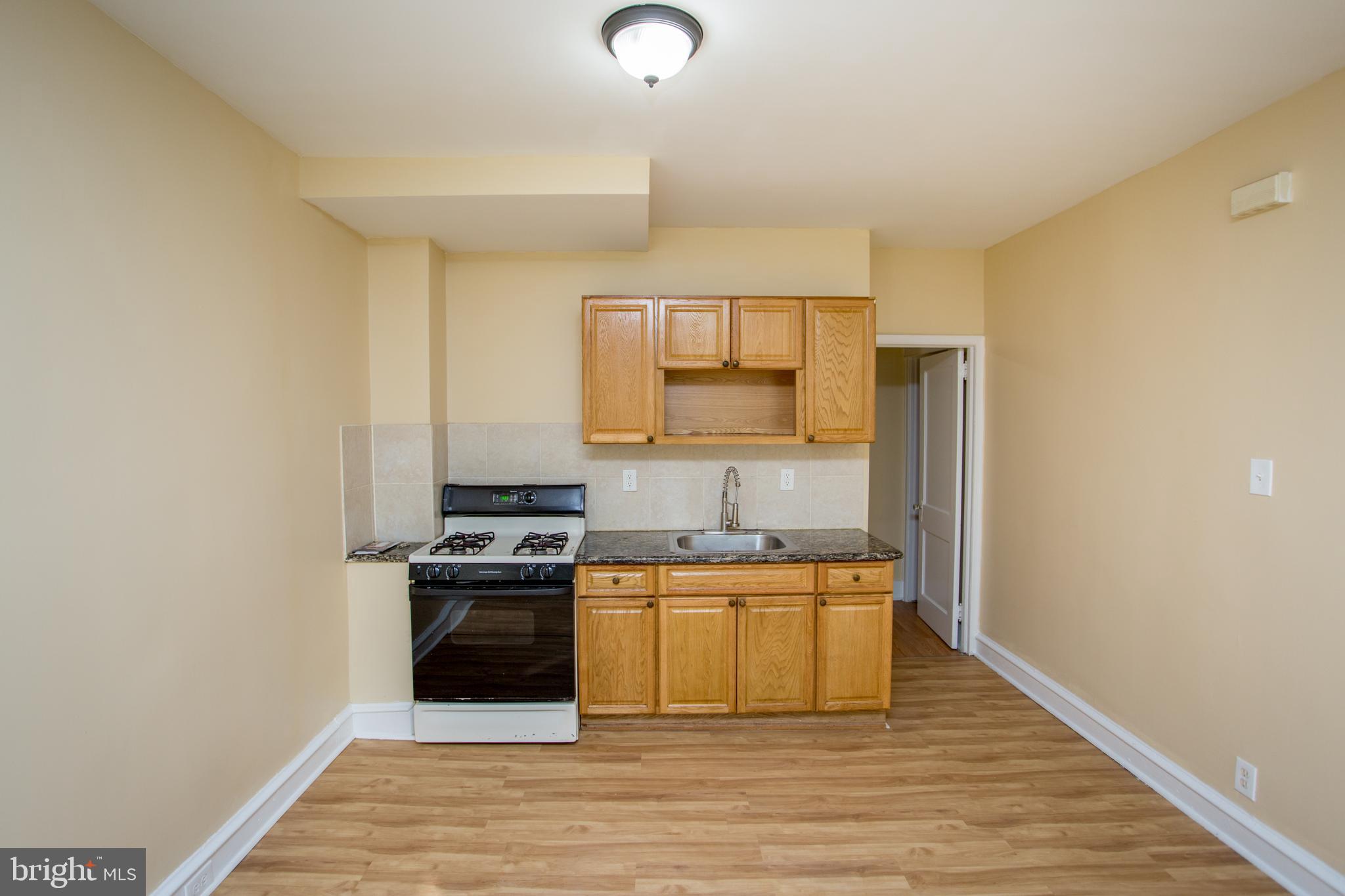 WEST OAK LANE - Residential Income