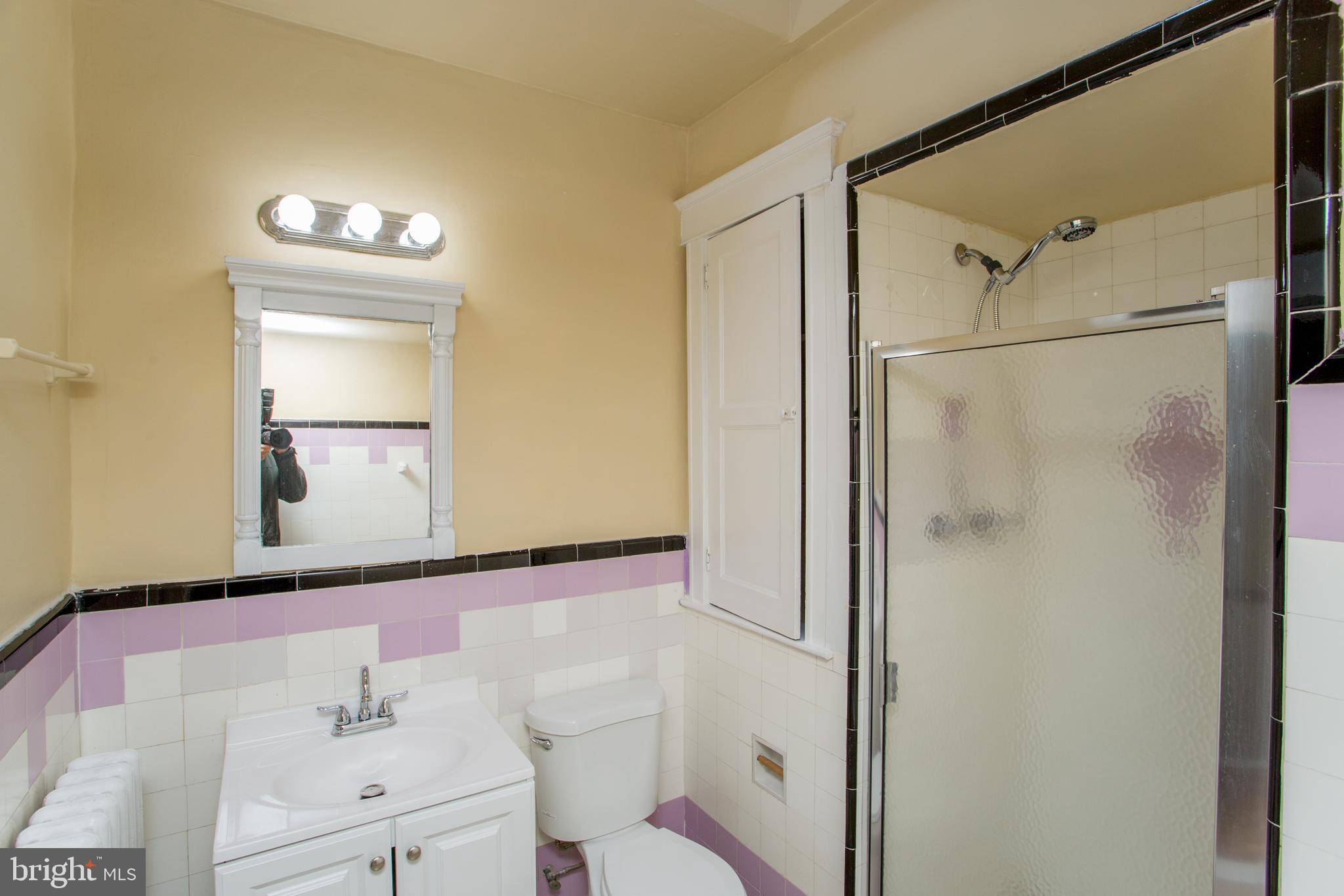 WEST OAK LANE - Residential Income