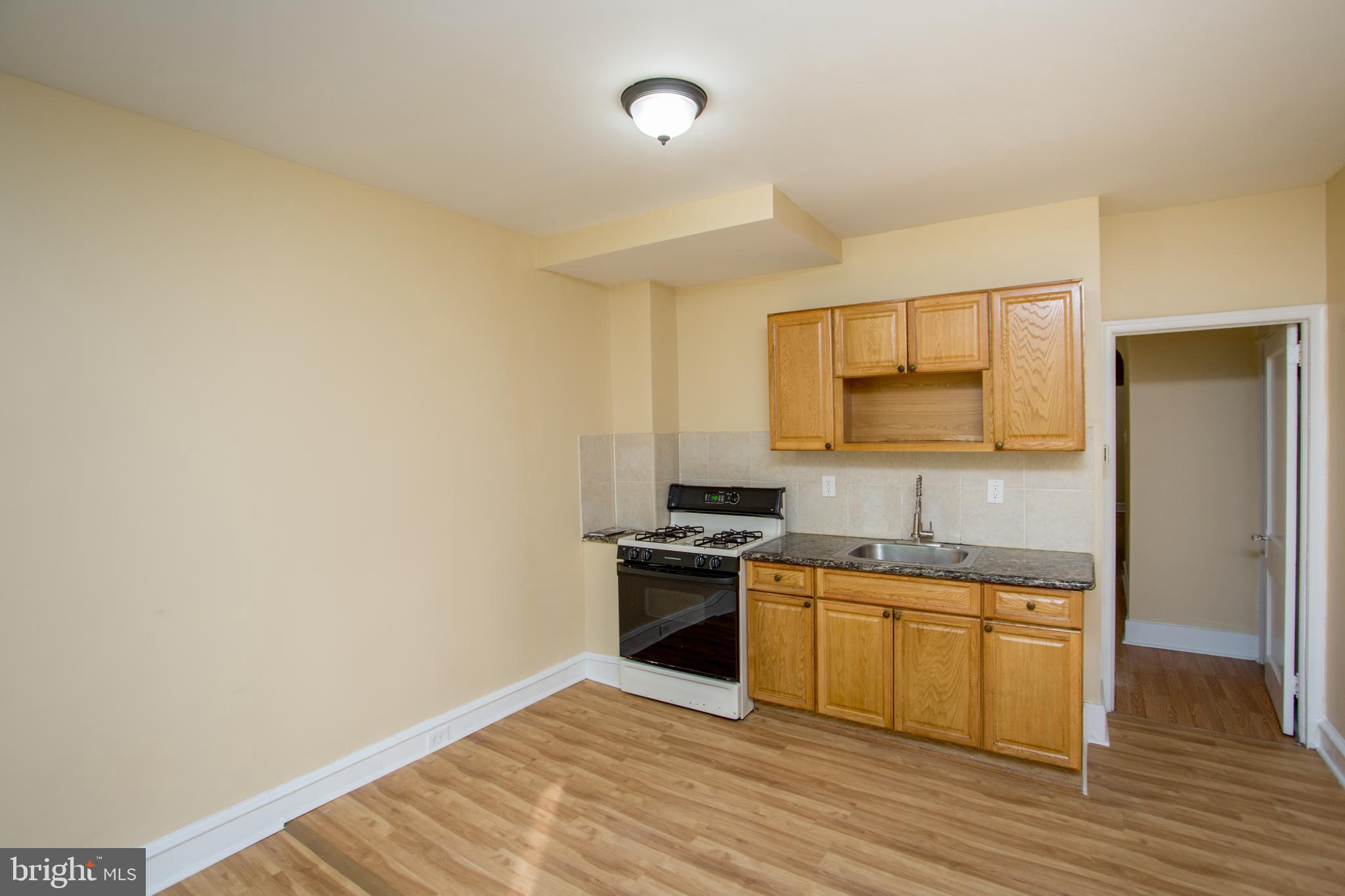 WEST OAK LANE - Residential Income