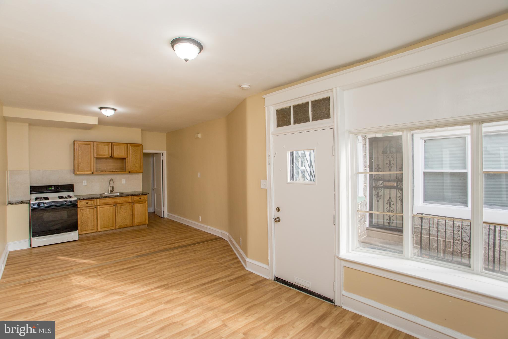 WEST OAK LANE - Residential Income