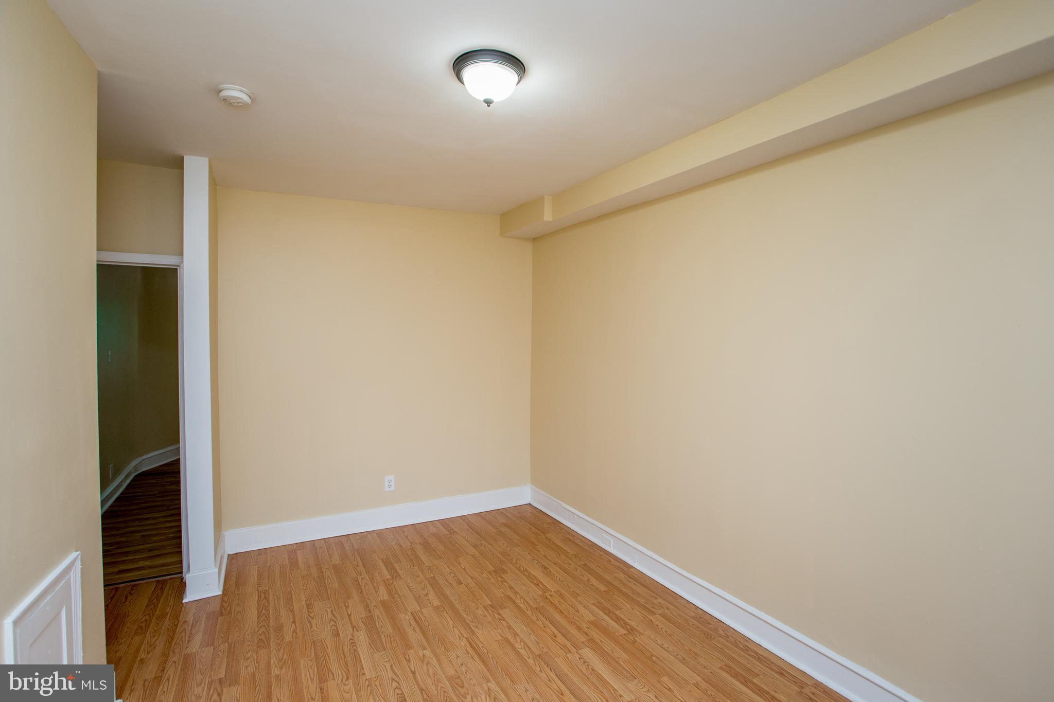 WEST OAK LANE - Residential Income