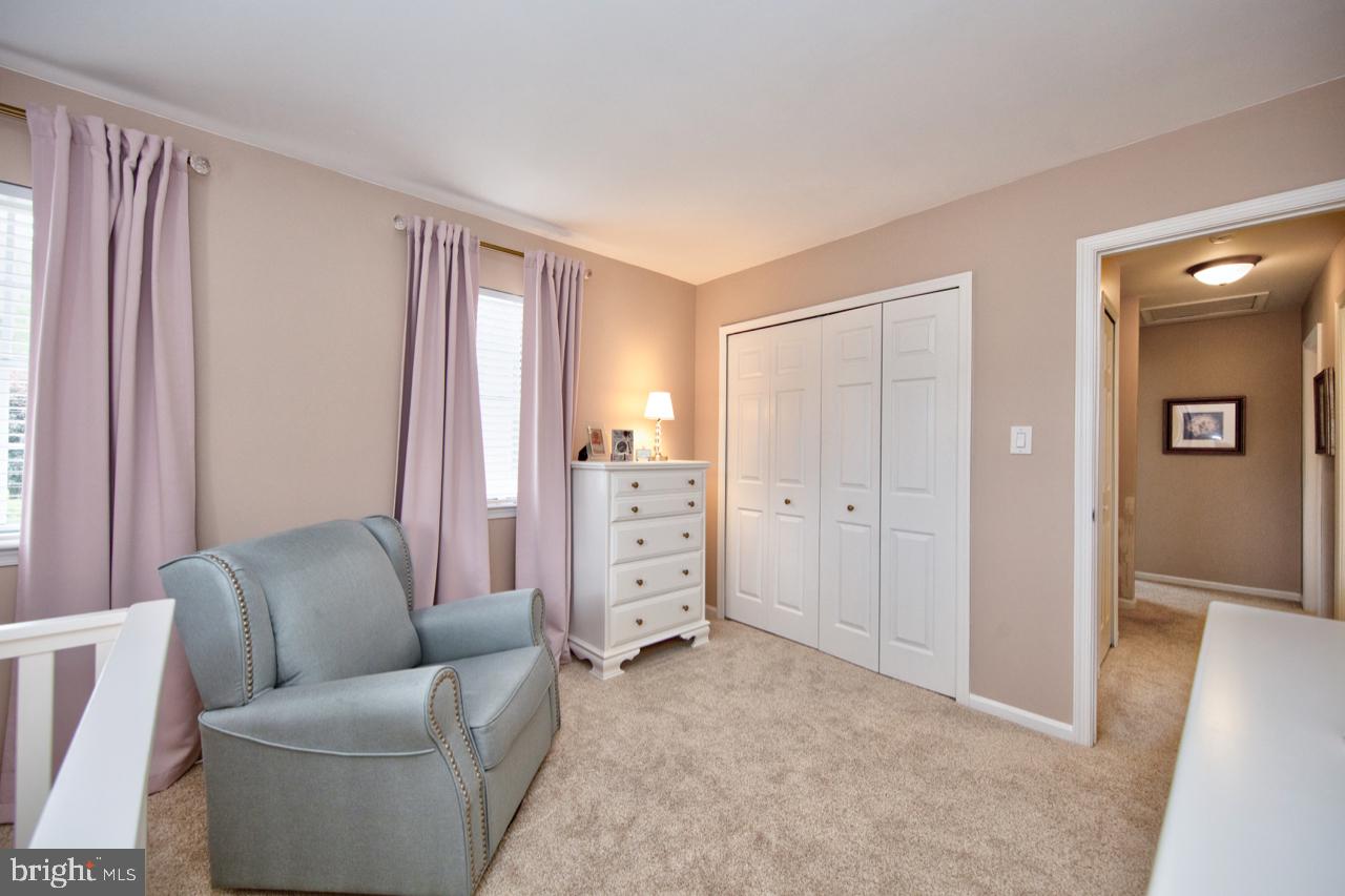 OAKS OF HARFORD - Residential