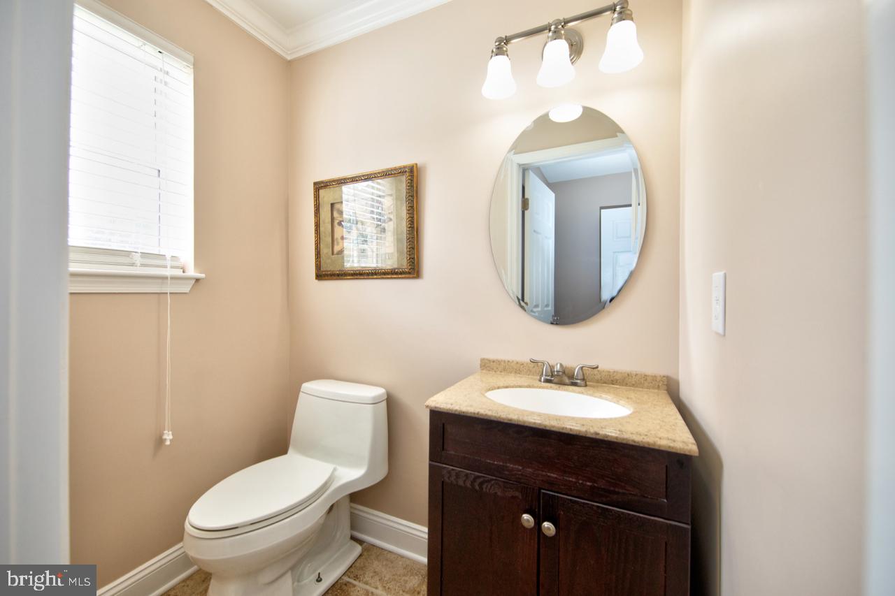 OAKS OF HARFORD - Residential