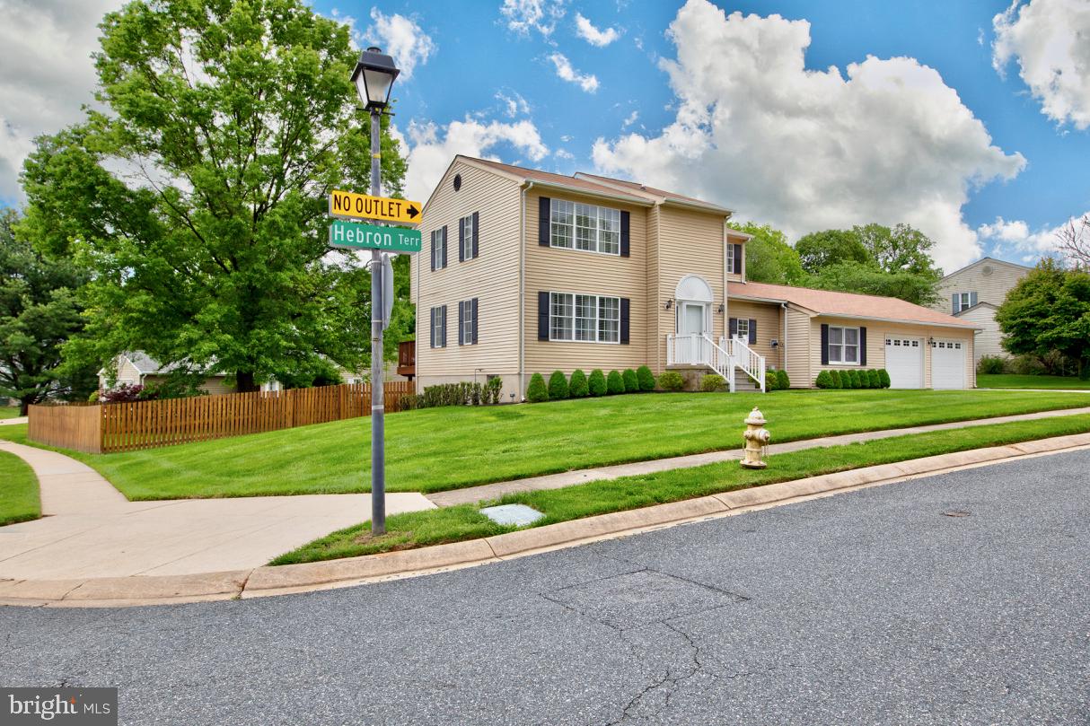 OAKS OF HARFORD - Residential