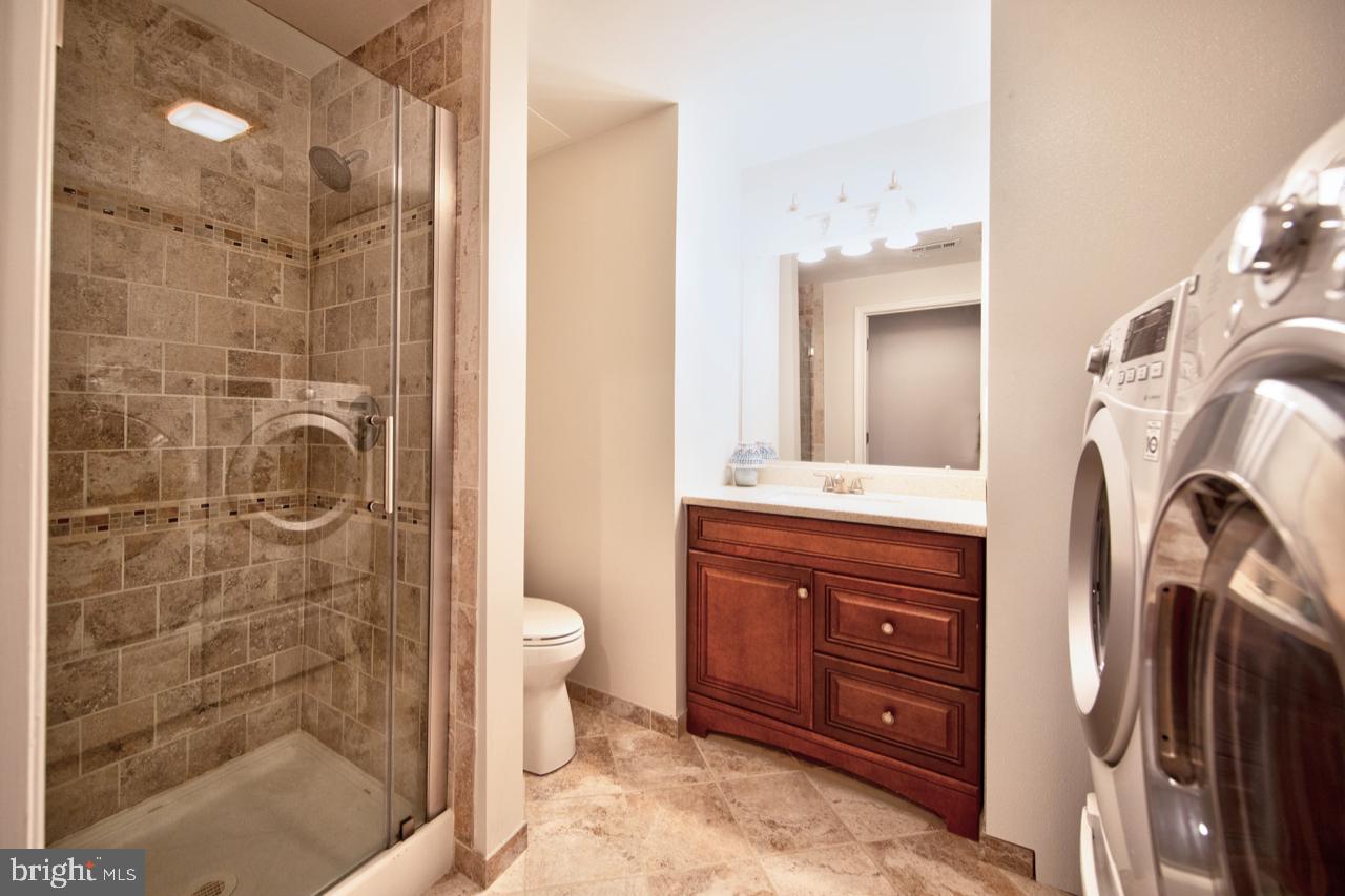 OAKS OF HARFORD - Residential