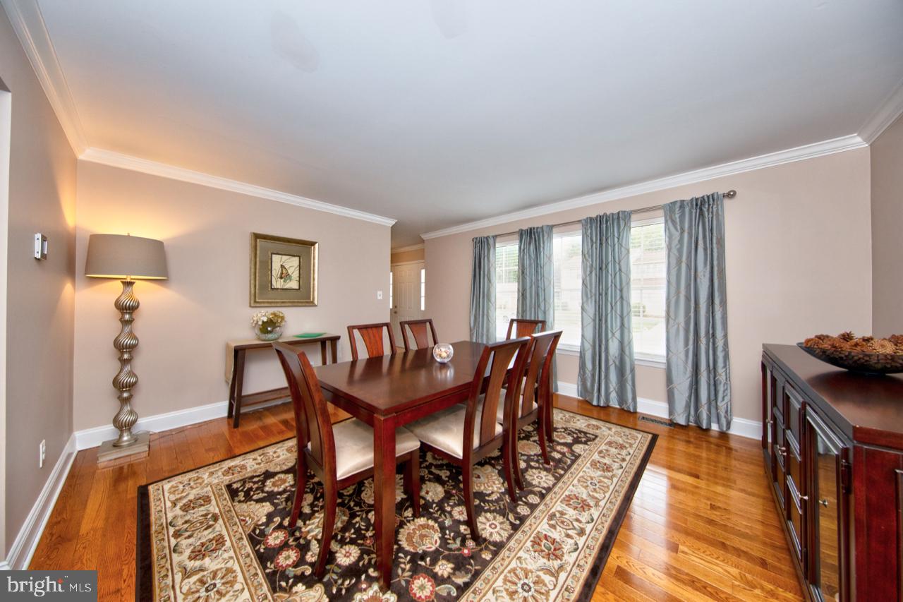 OAKS OF HARFORD - Residential