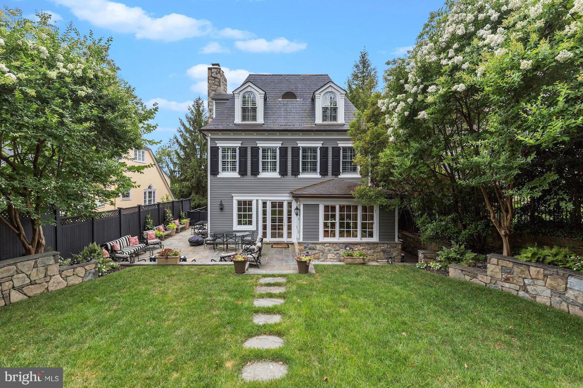 WESLEY HEIGHTS - Residential