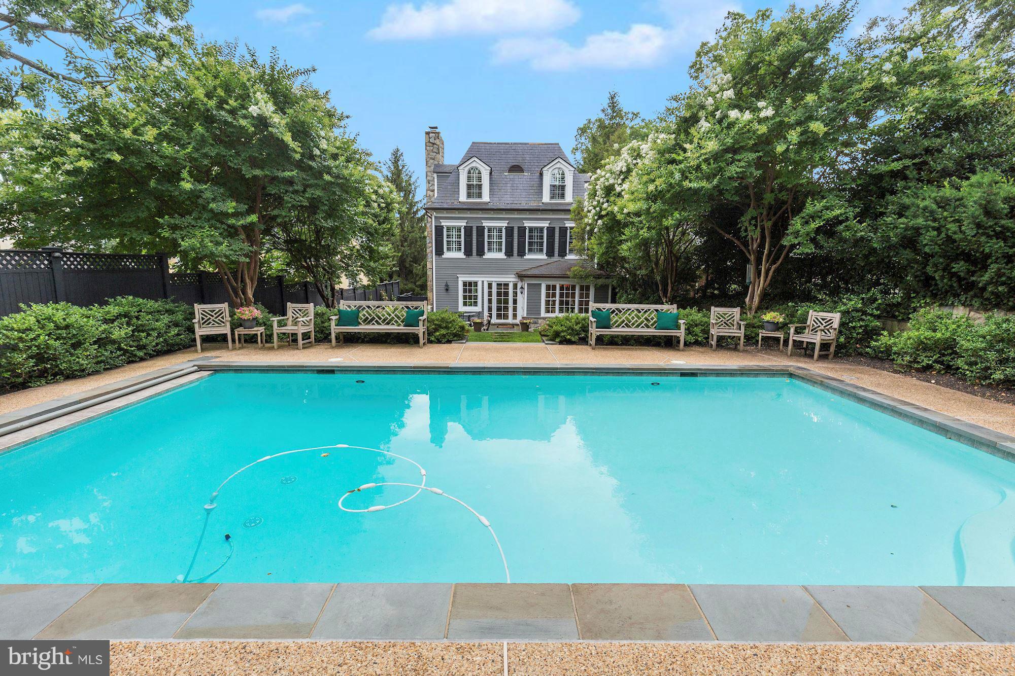 WESLEY HEIGHTS - Residential
