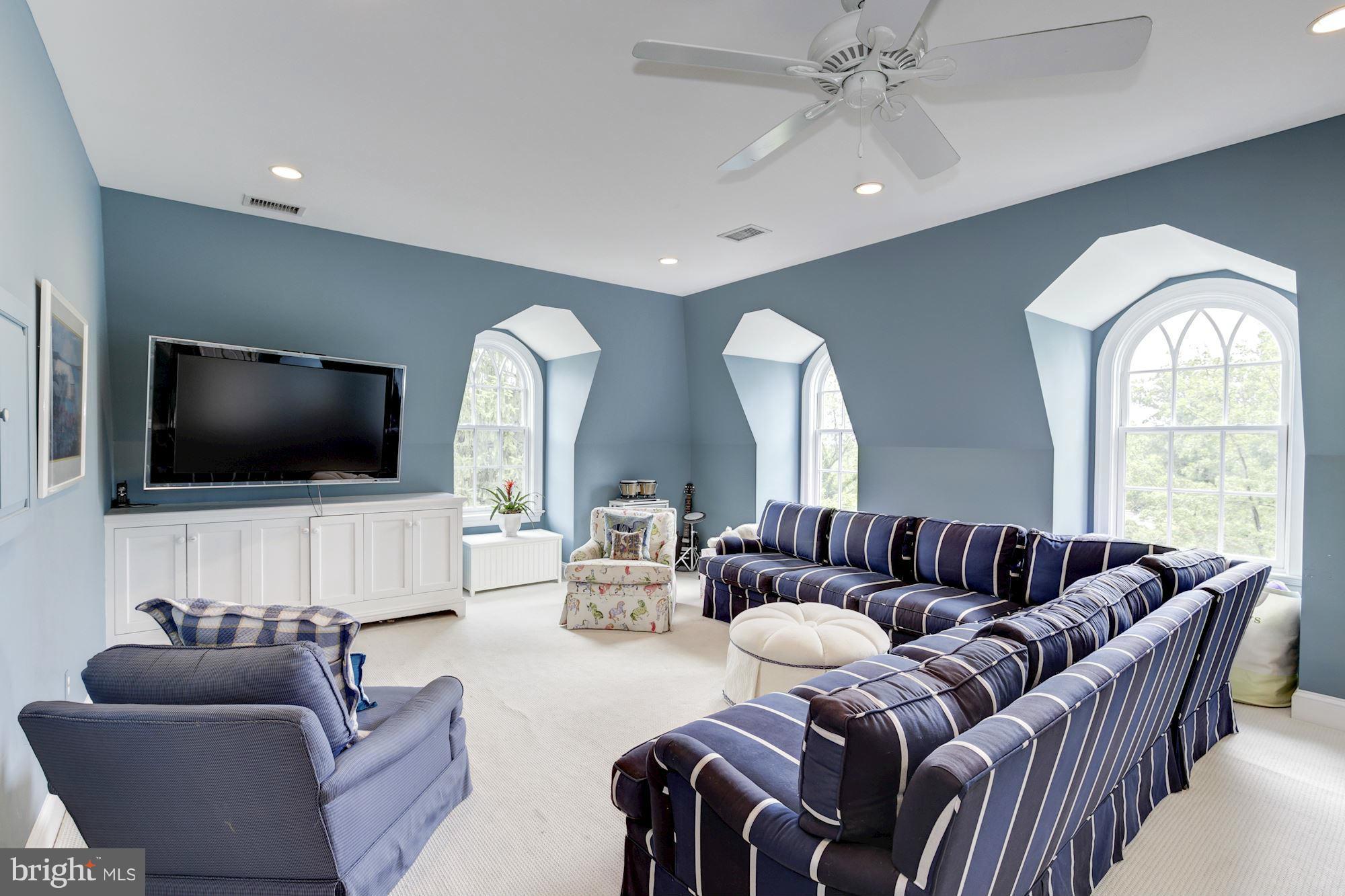 WESLEY HEIGHTS - Residential