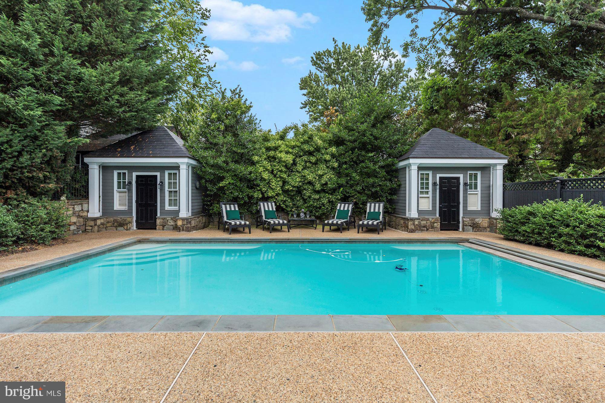 WESLEY HEIGHTS - Residential