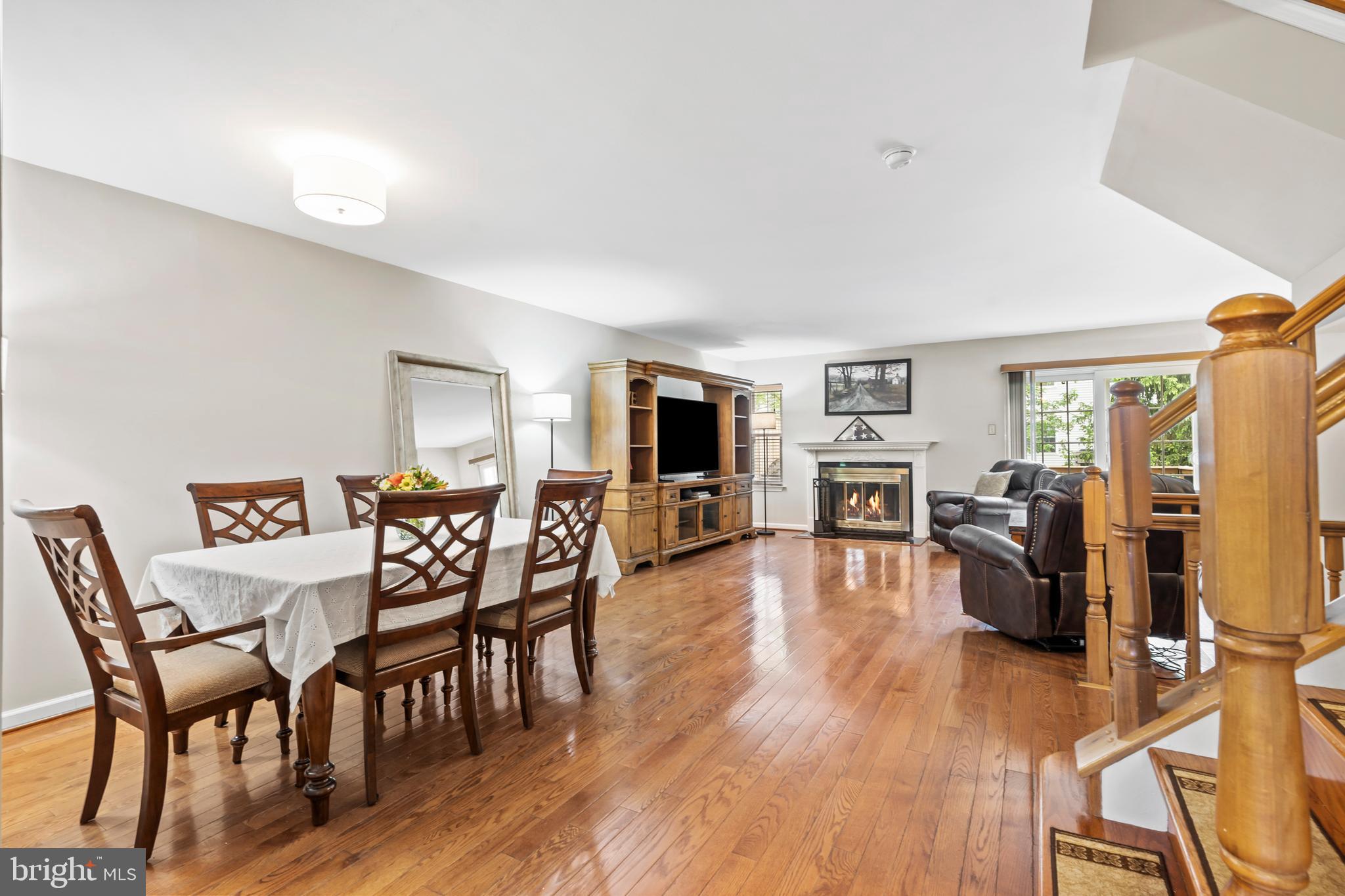 OXFORD CROSSING - Residential