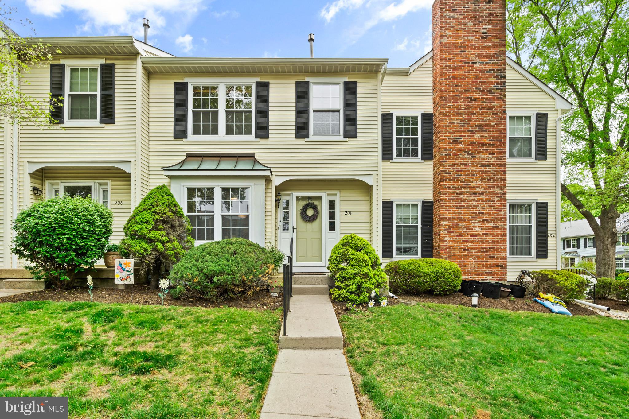 OXFORD CROSSING - Residential