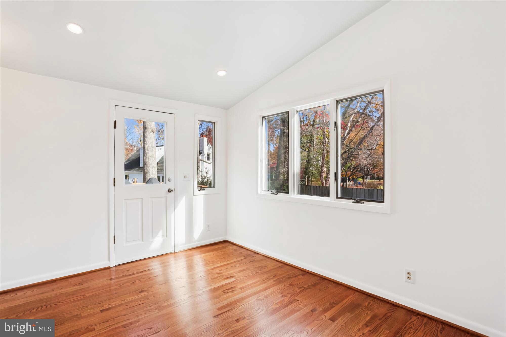 HOMEWOOD - Residential