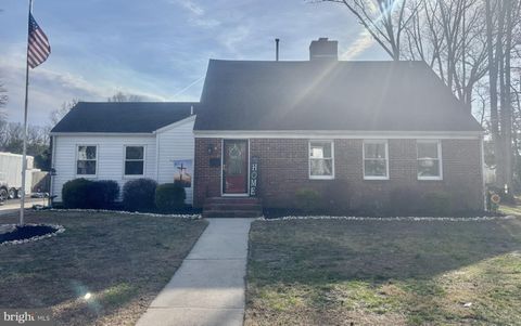 46 MAPLEWOOD AVENUE CARNEYS POINT NJ 08069