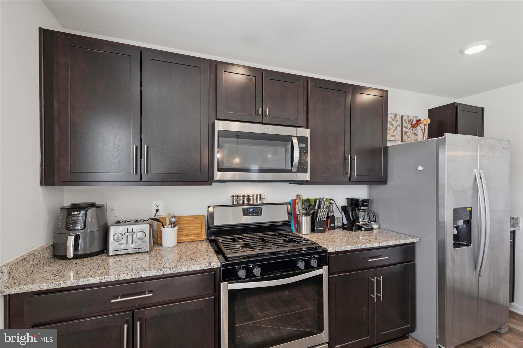 PAHAGACO HILLS - Residential