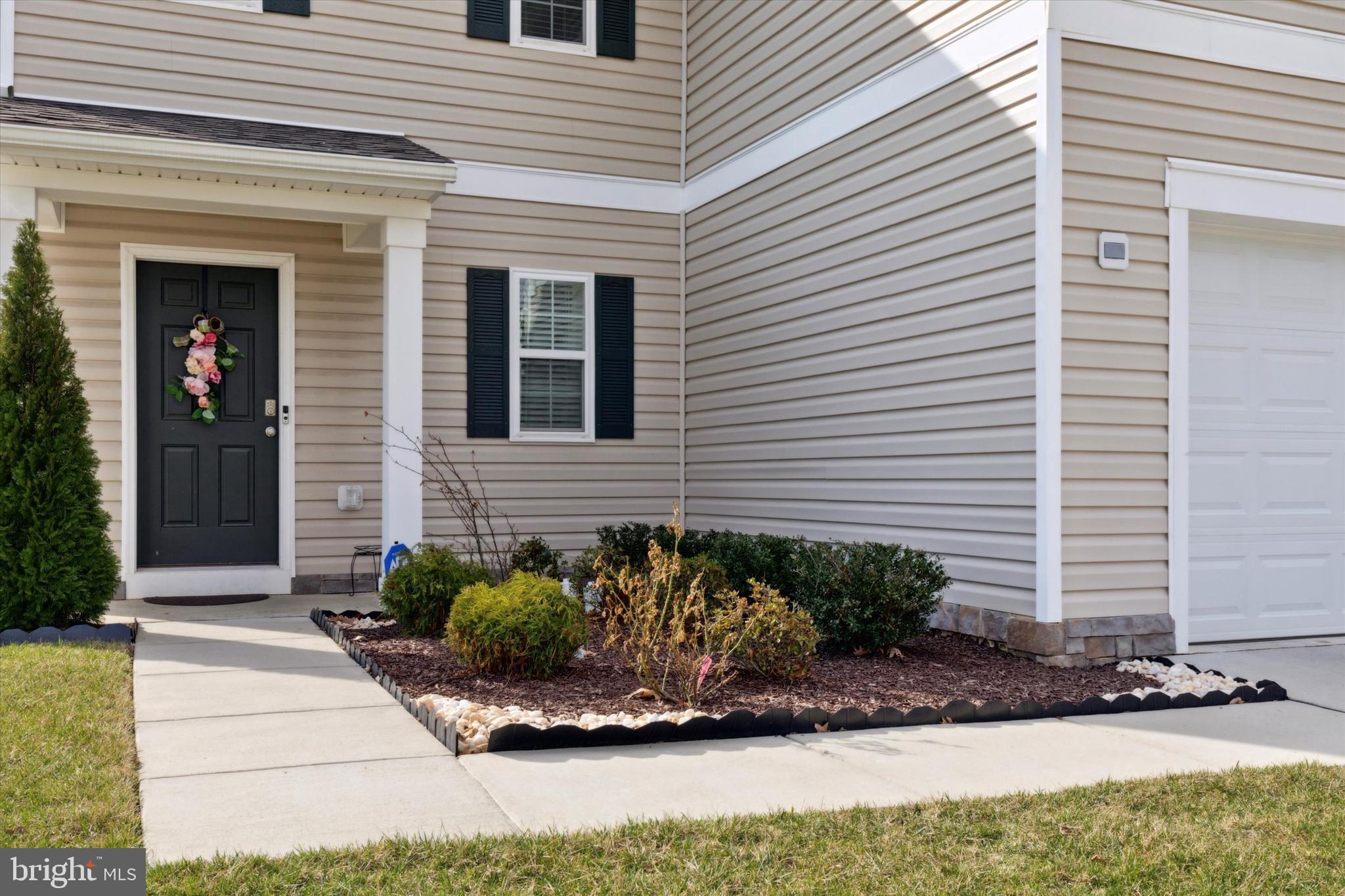 PAHAGACO HILLS - Residential