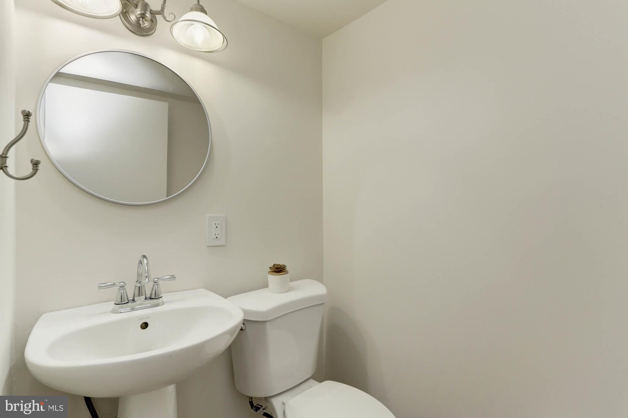 CALVERTON - Residential