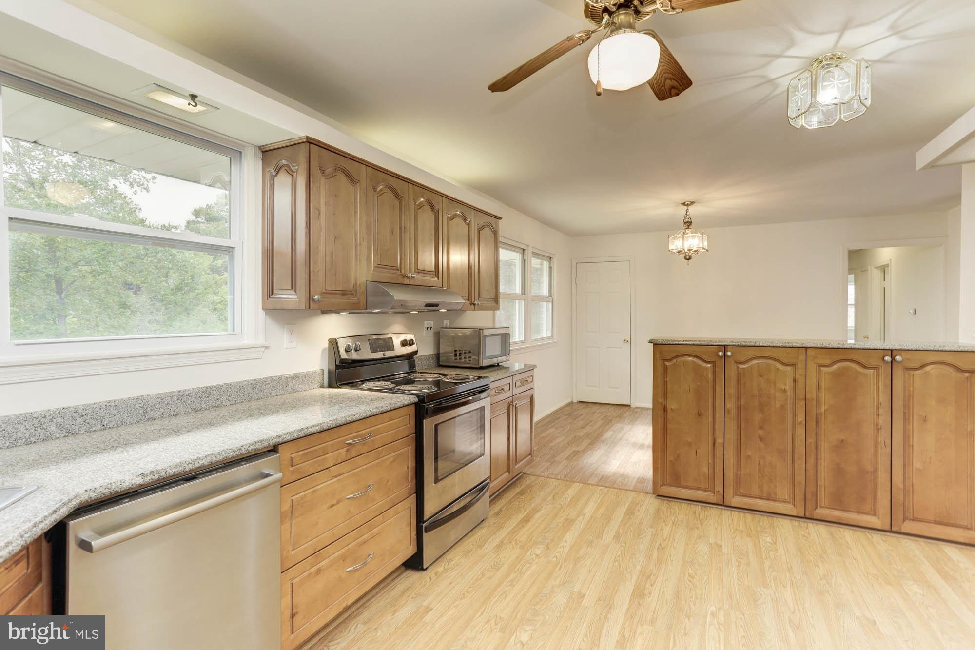 CALVERTON - Residential