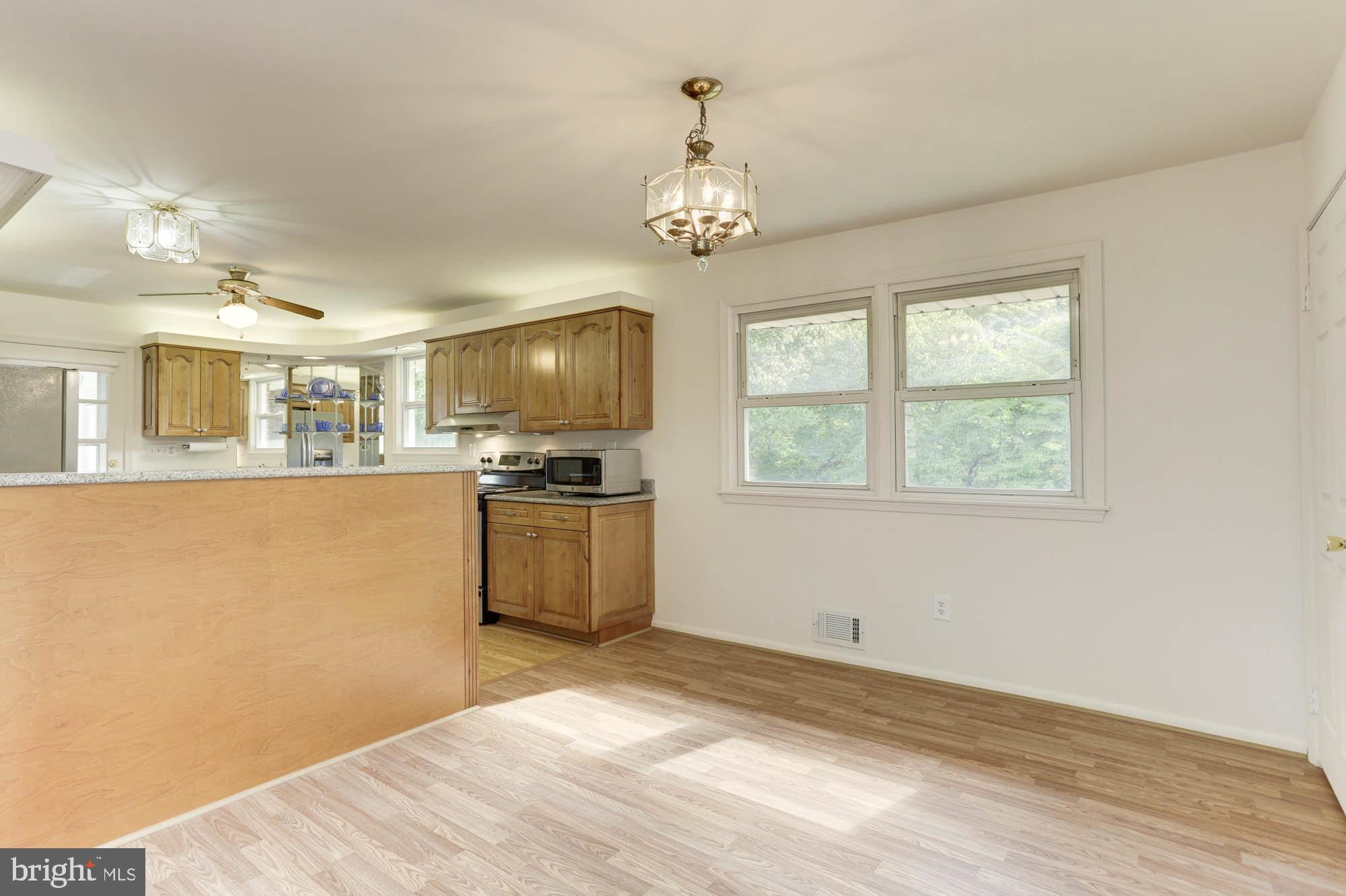 CALVERTON - Residential