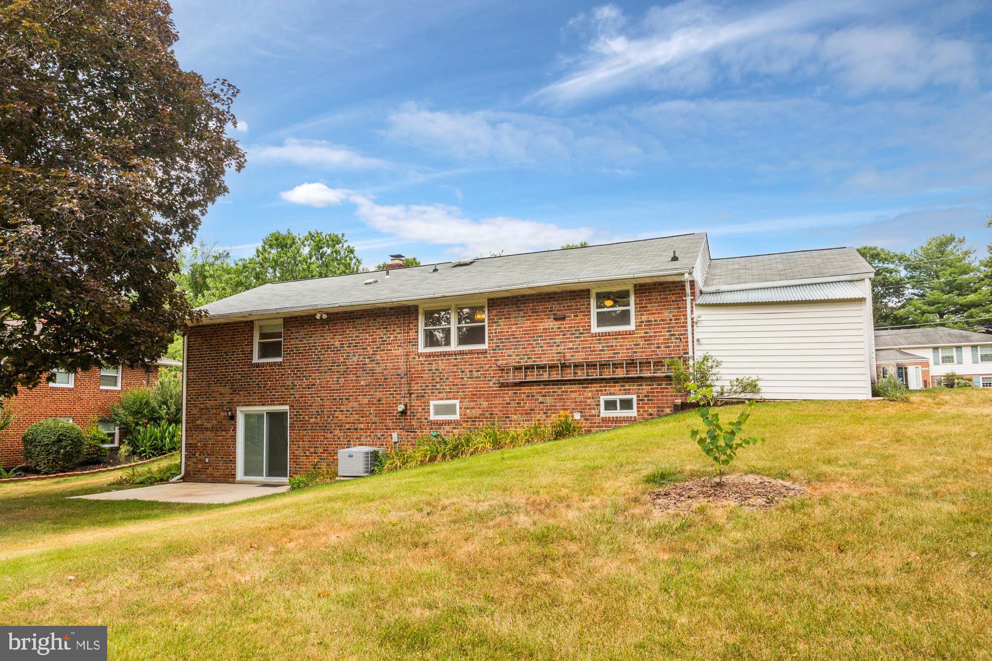 CALVERTON - Residential