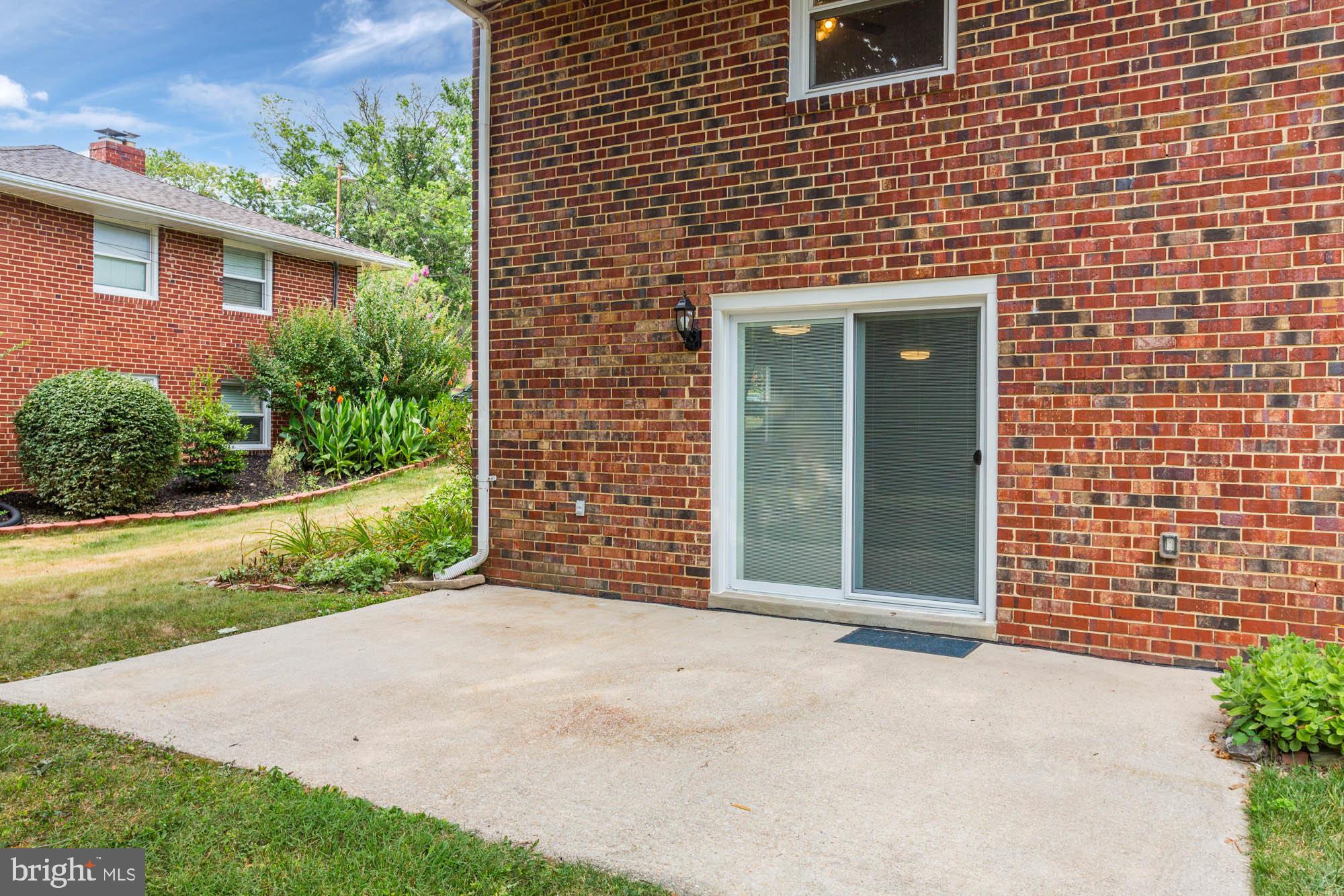 CALVERTON - Residential