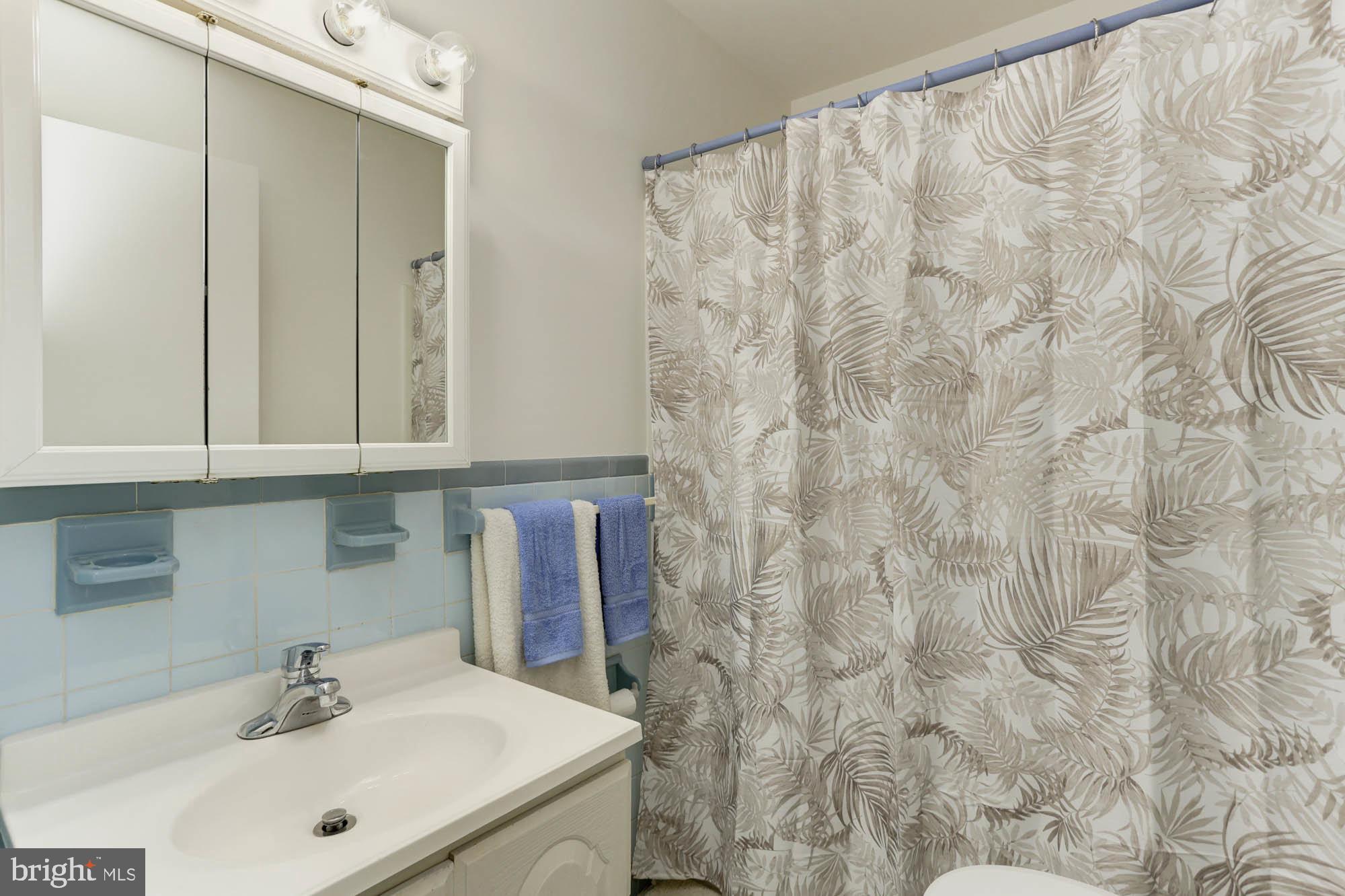 CALVERTON - Residential