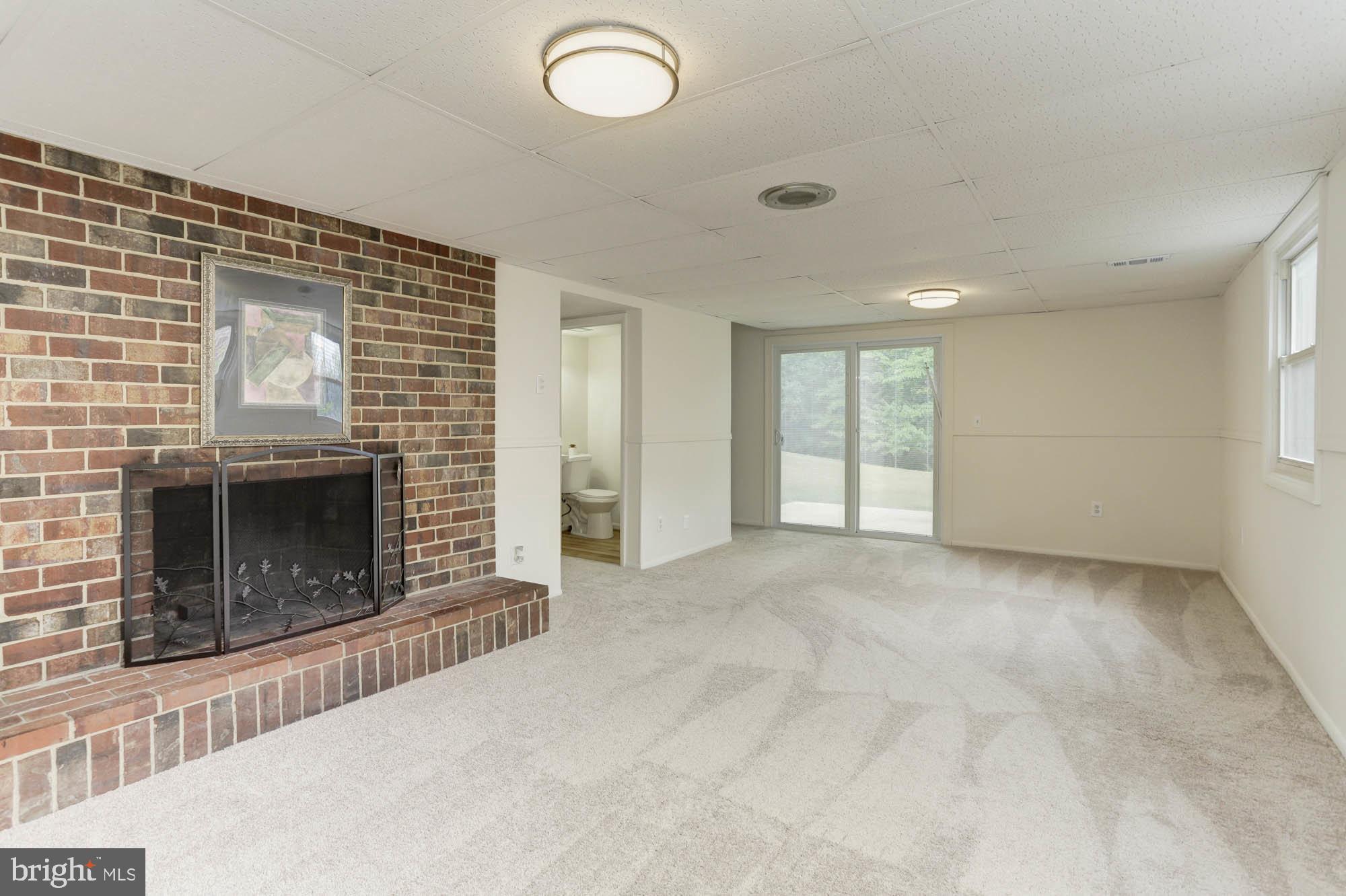 CALVERTON - Residential