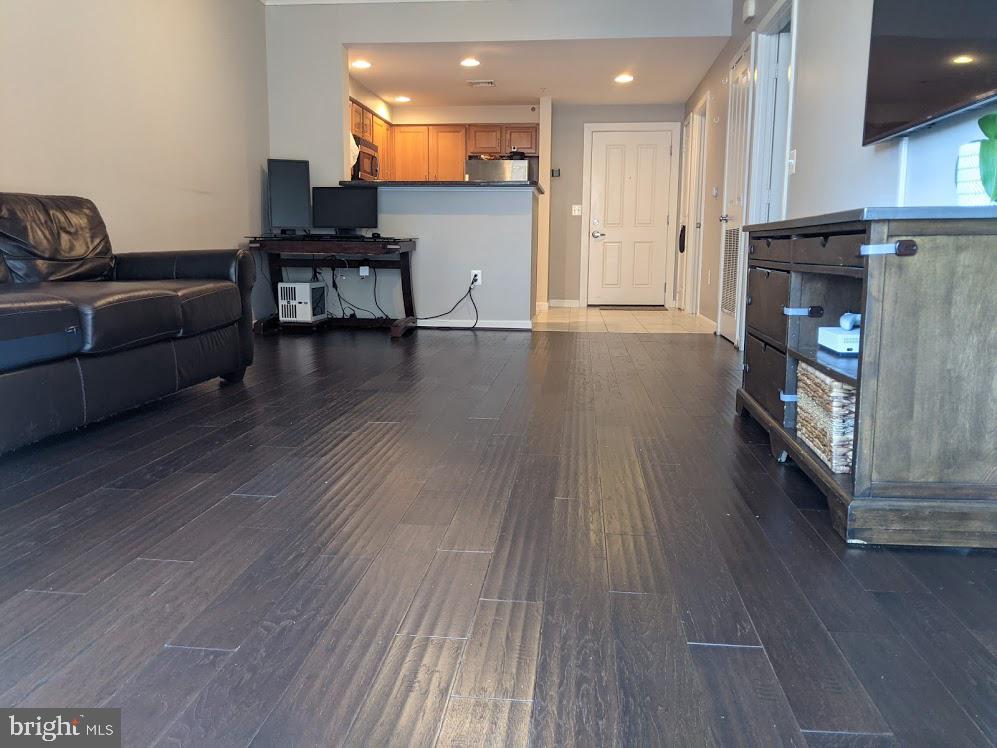 ELAN AT EAST MARKET - Residential Lease