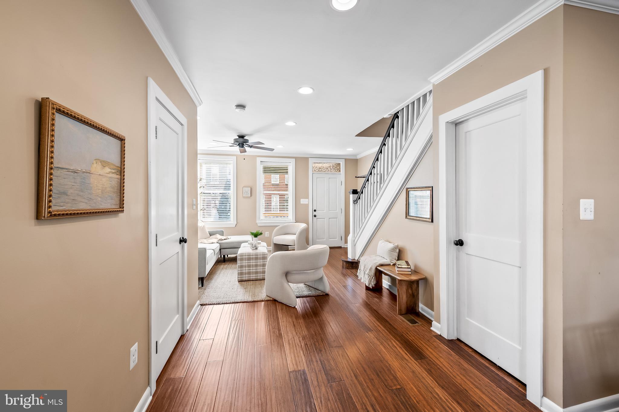 LOCUST POINT - Residential