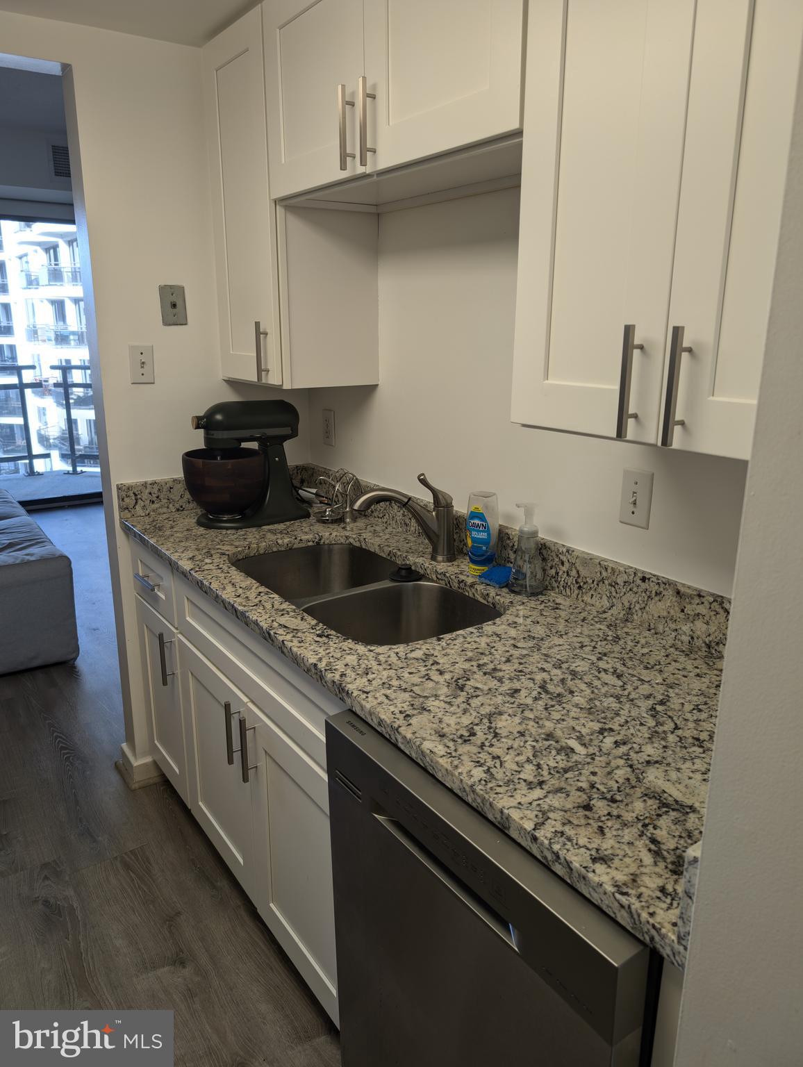 ATRIUM CONDO - Residential Lease