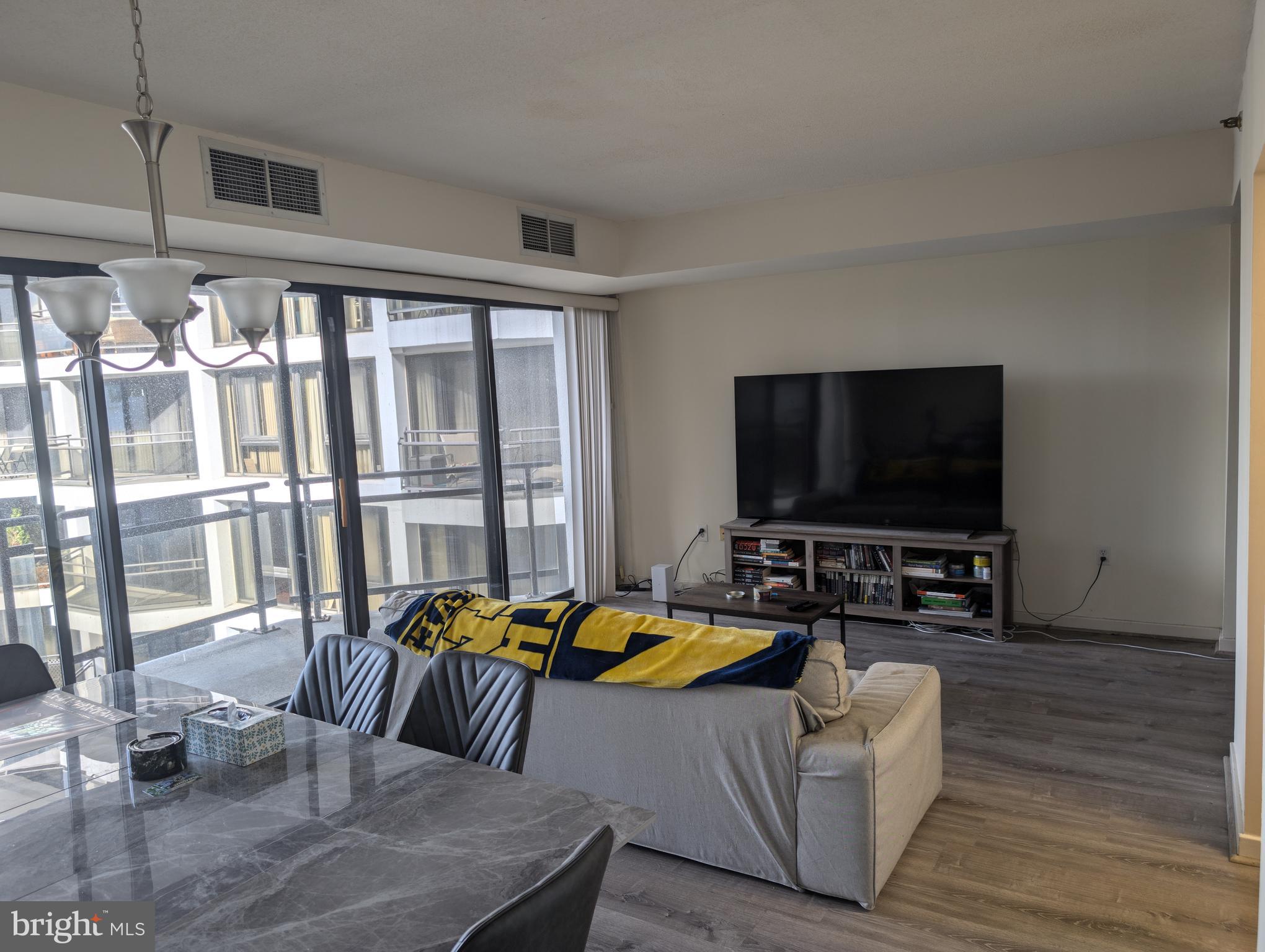 ATRIUM CONDO - Residential Lease