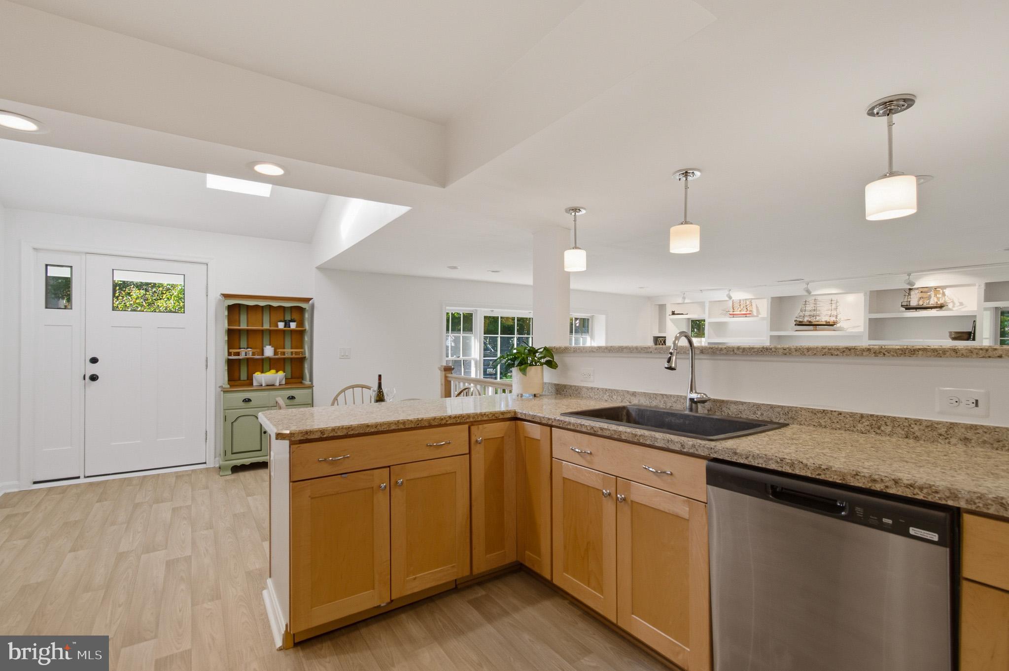 CARRS MANOR - Residential