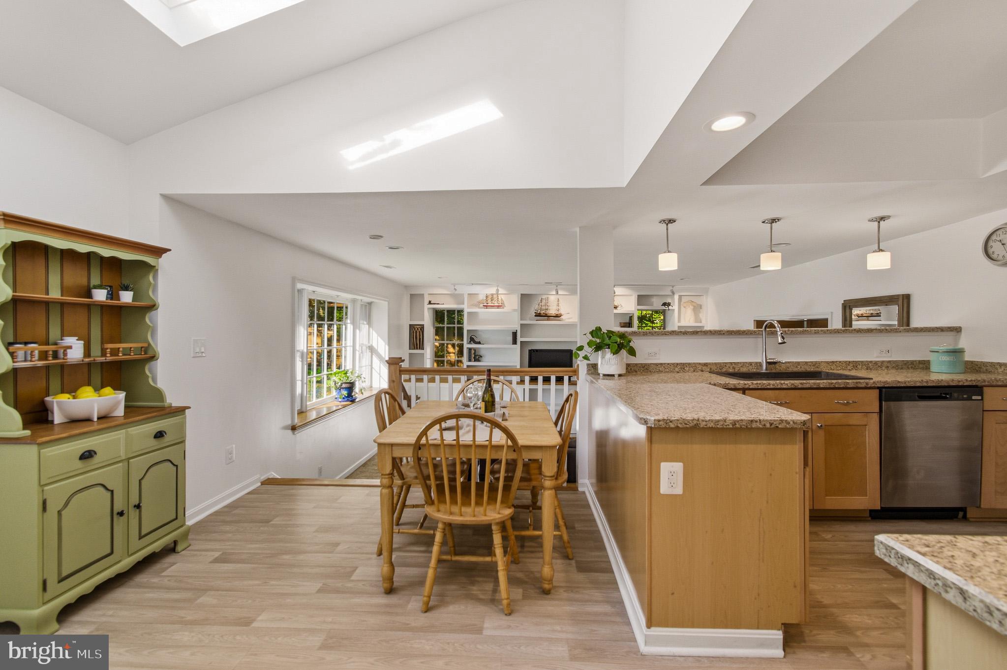 CARRS MANOR - Residential