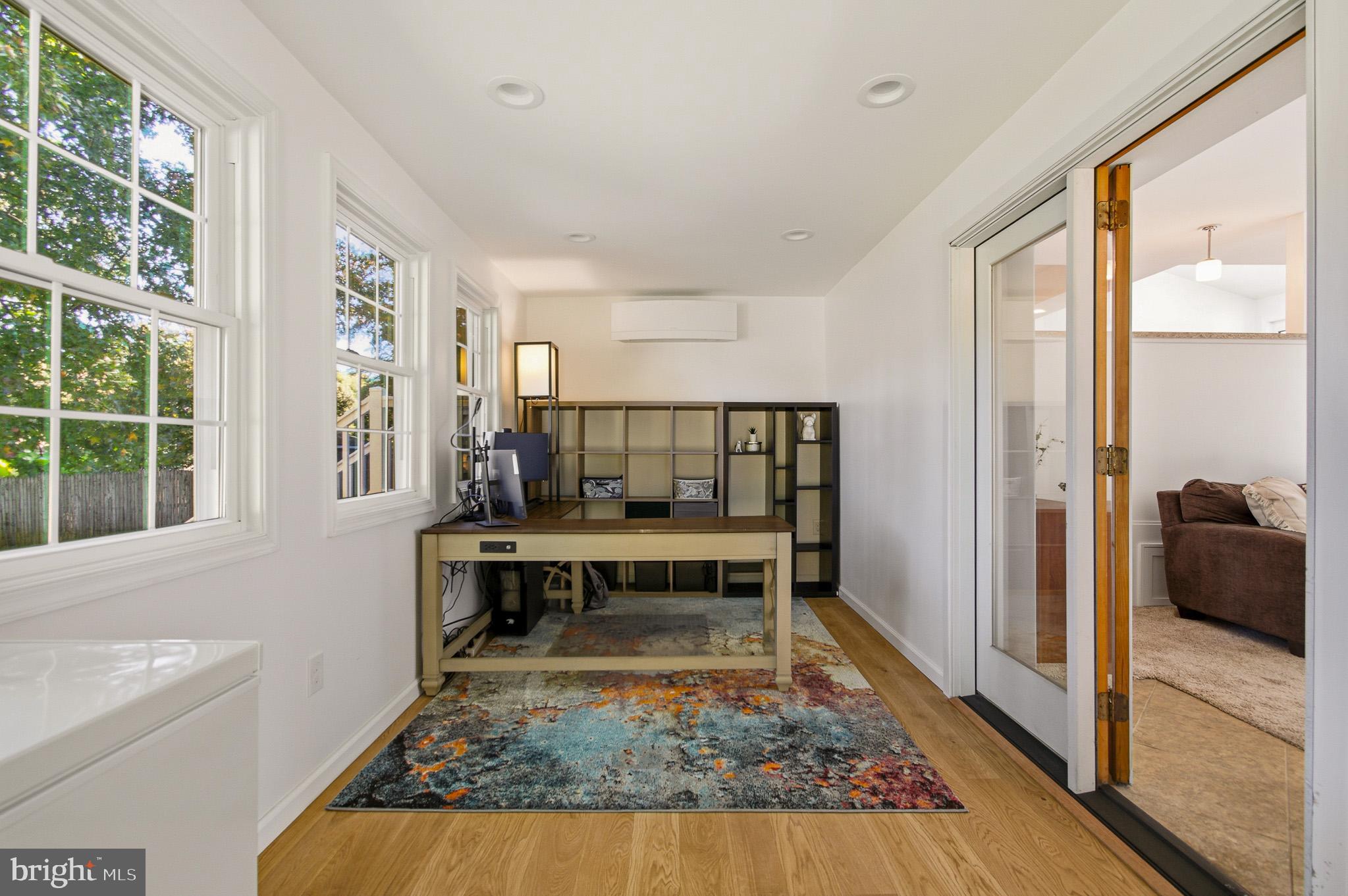 CARRS MANOR - Residential