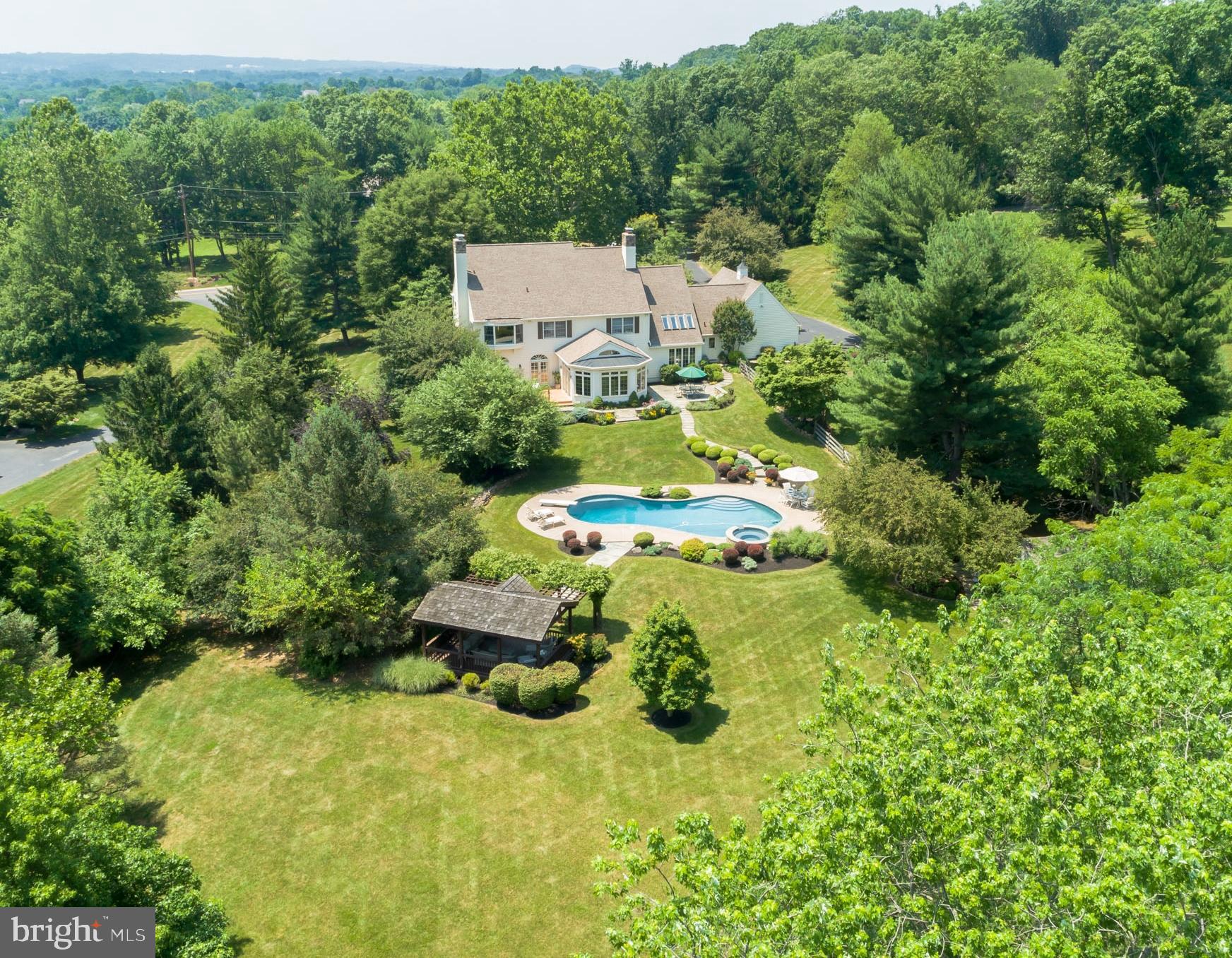 VALLEY FORGE MTN - Residential