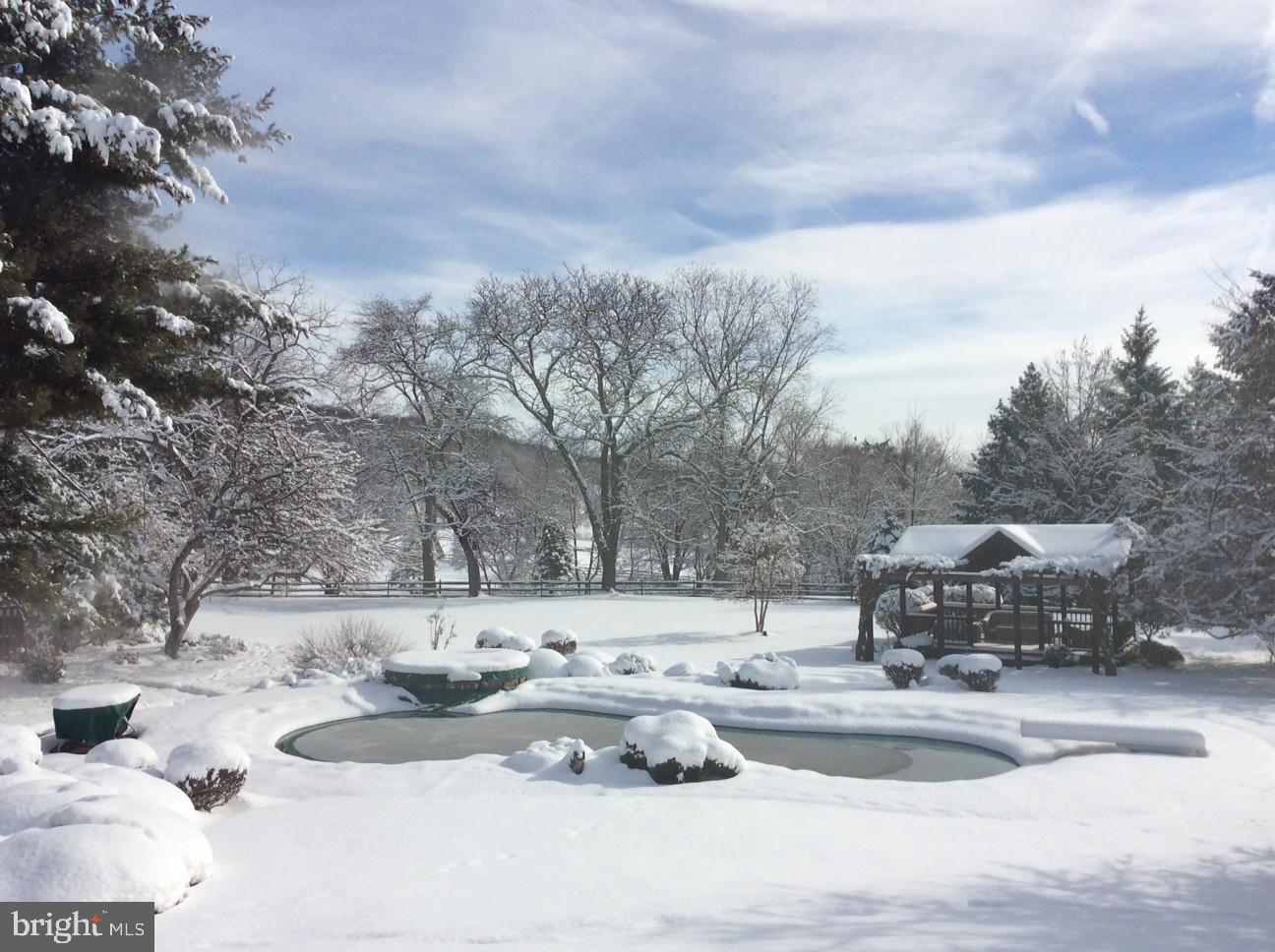 VALLEY FORGE MTN - Residential