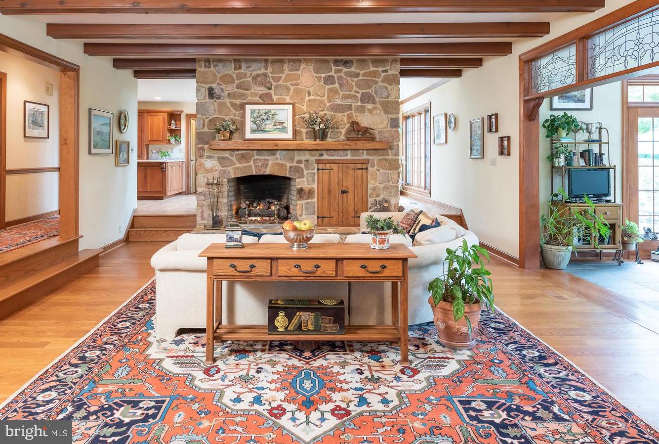 VALLEY FORGE MTN - Residential