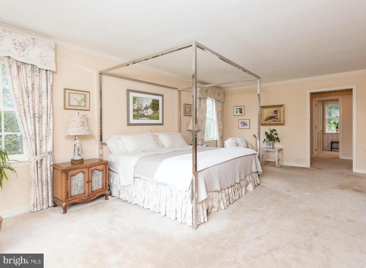 VALLEY FORGE MTN - Residential