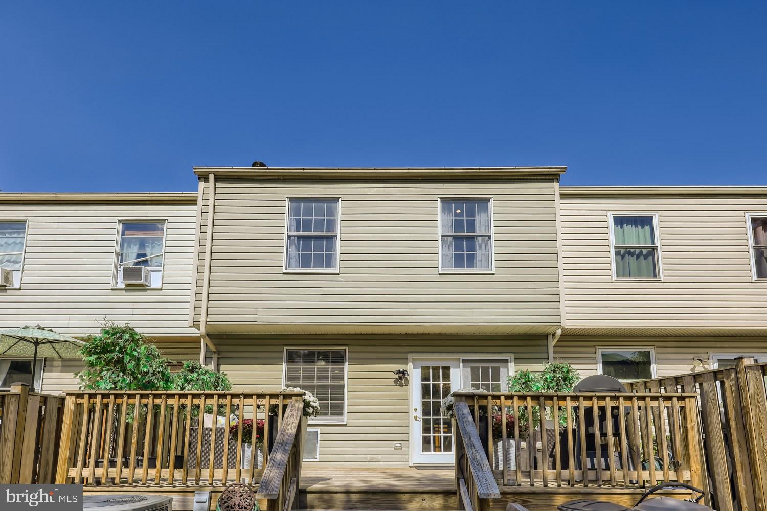 VILLAGE OF SILVER HALL - Residential