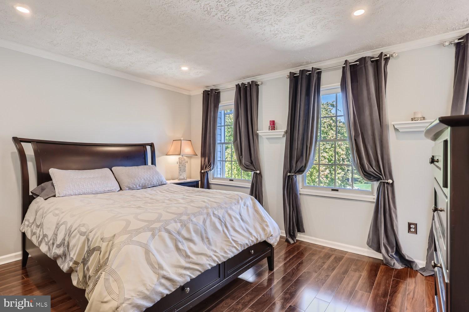 VILLAGE OF SILVER HALL - Residential