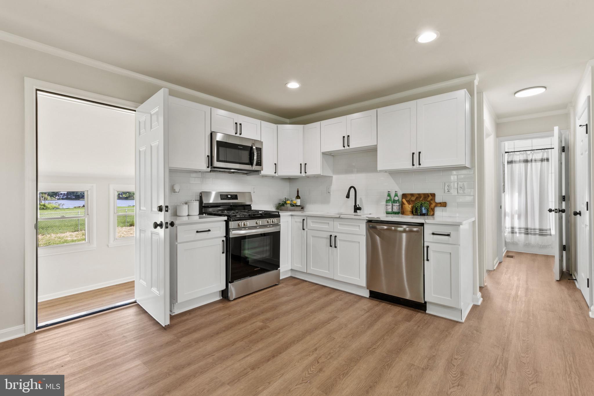MURRAY POINT - Residential