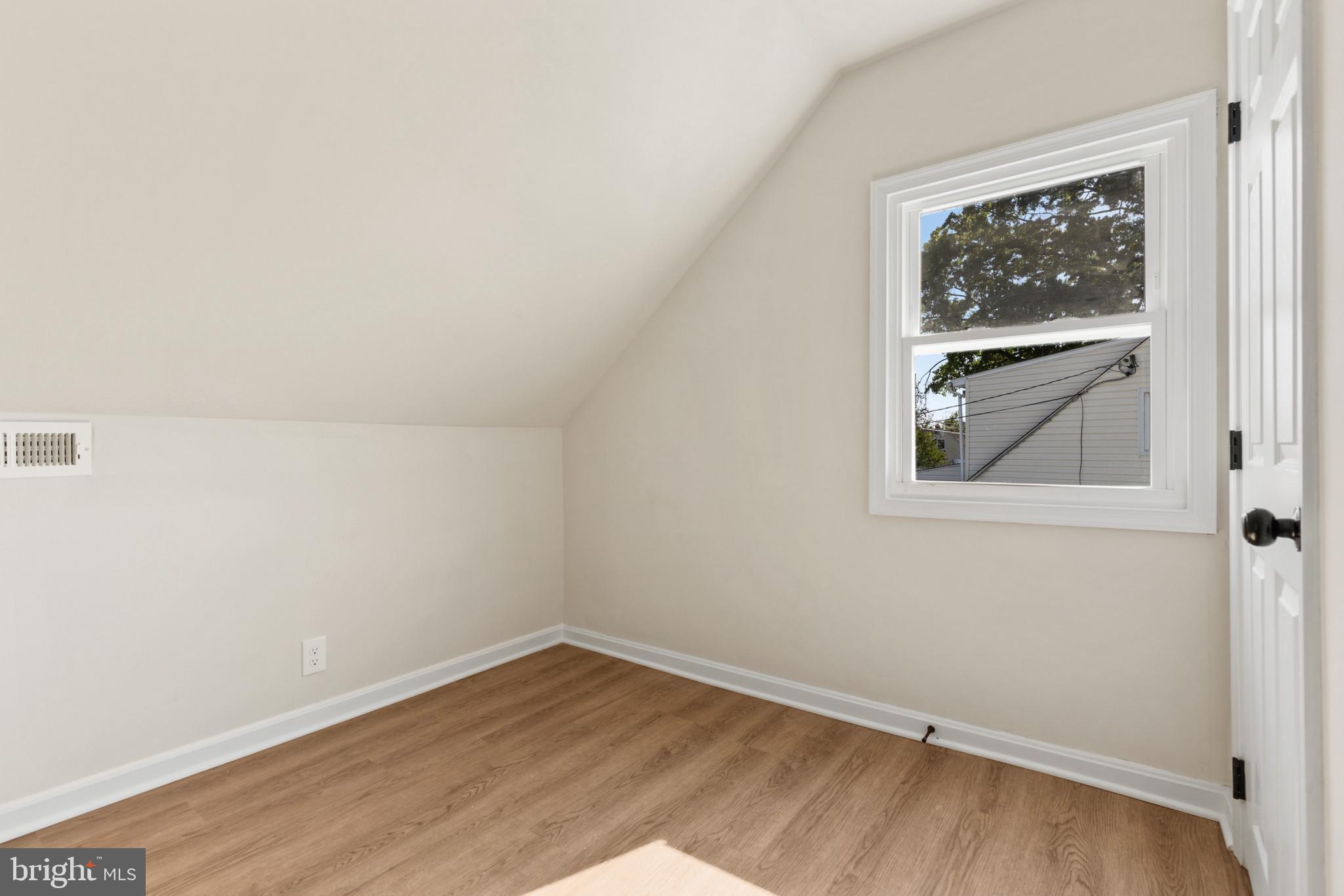 MURRAY POINT - Residential